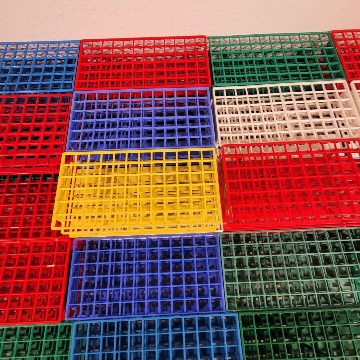 Lot Of Nalgene Plastic Sample Vial Tube Racks 30 Racks Holding 72, 5 Holding 36
