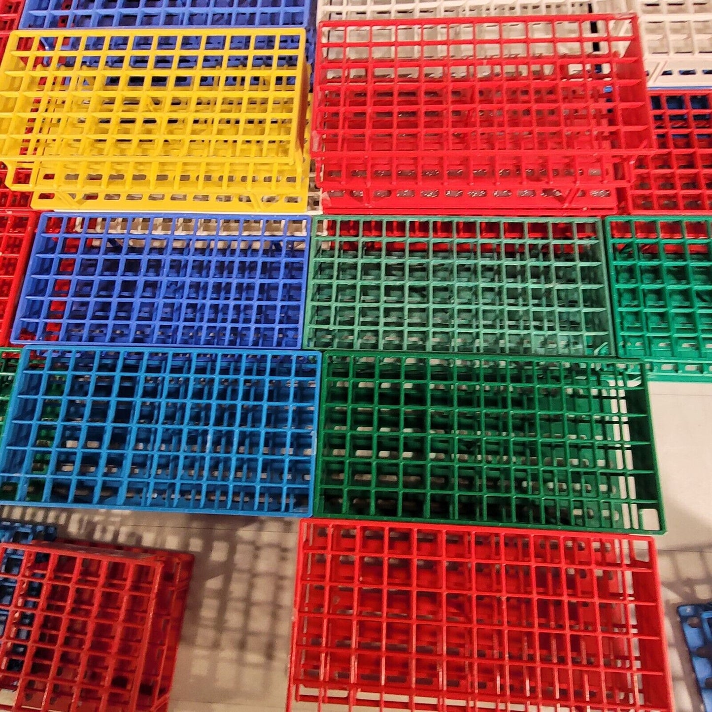 Lot Of Nalgene Plastic Sample Vial Tube Racks 30 Racks Holding 72, 5 Holding 36
