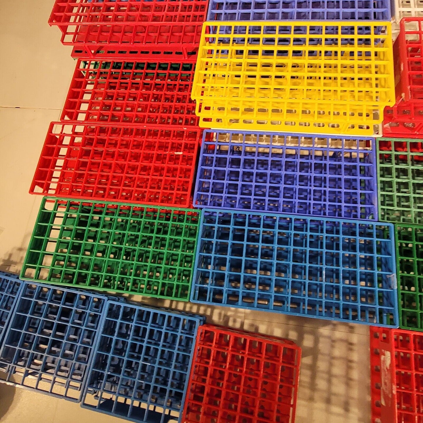 Lot Of Nalgene Plastic Sample Vial Tube Racks 30 Racks Holding 72, 5 Holding 36