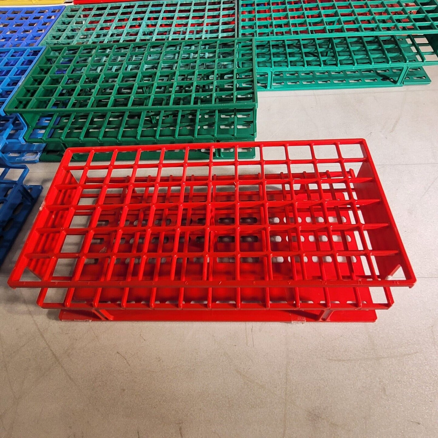 Lot Of Nalgene Plastic Sample Vial Tube Racks 30 Racks Holding 72, 5 Holding 36