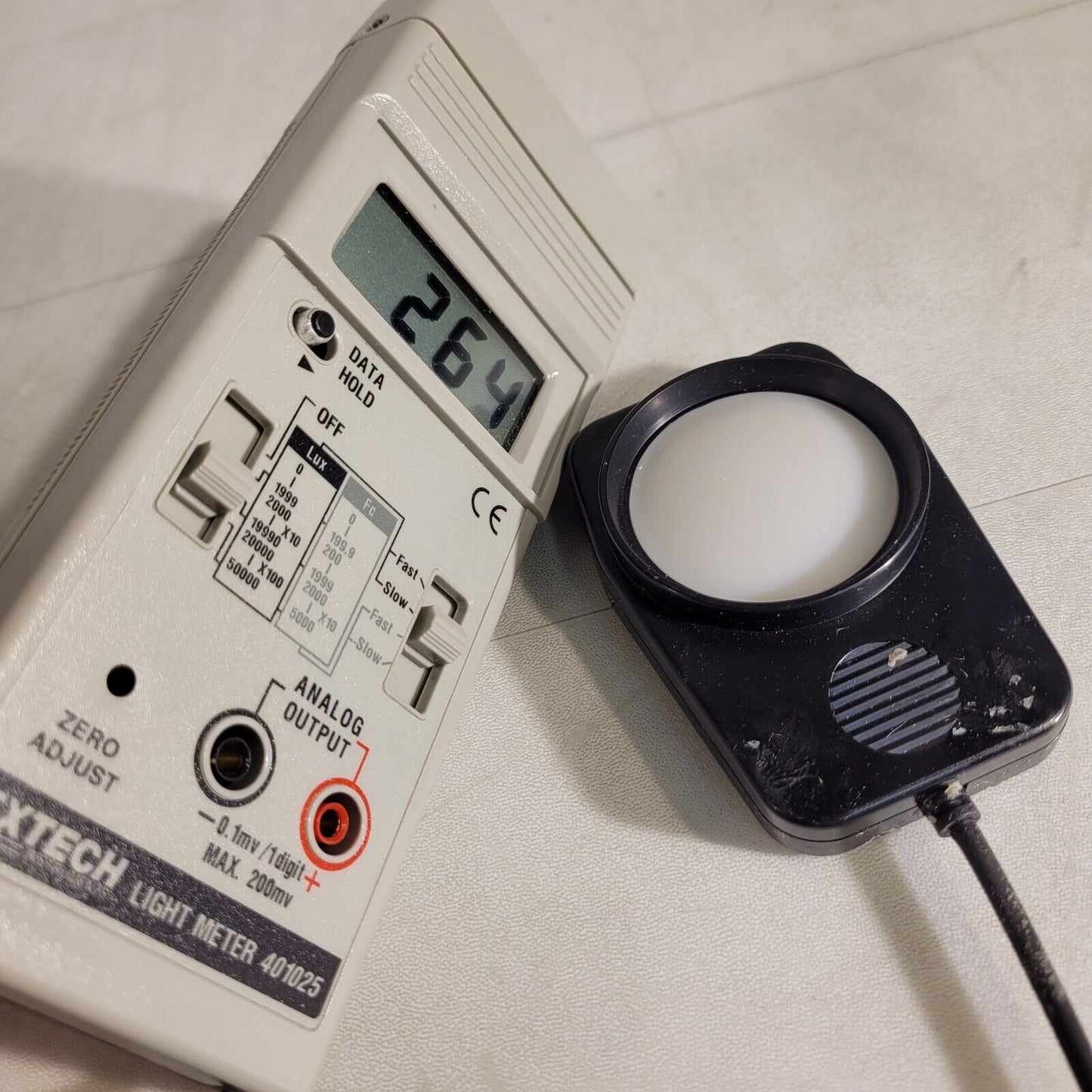 Extech Light Meter 401025 Intensity Lux And Foot Candles Measurement Instrument
