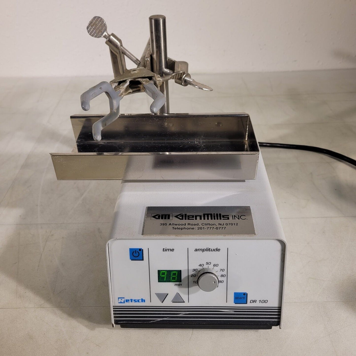 Retsch DR100 Lab Vibratory Feeder 15-40 70.937.006 Loader Allocation Device