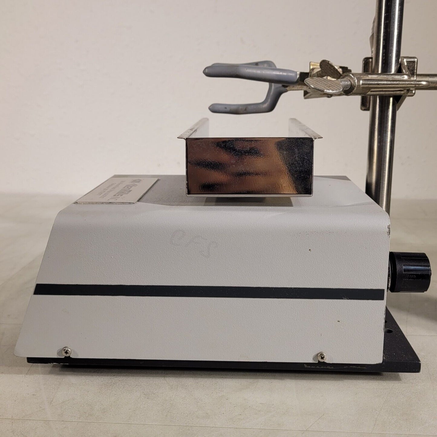 Retsch DR100 Lab Vibratory Feeder 15-40 70.937.006 Loader Allocation Device