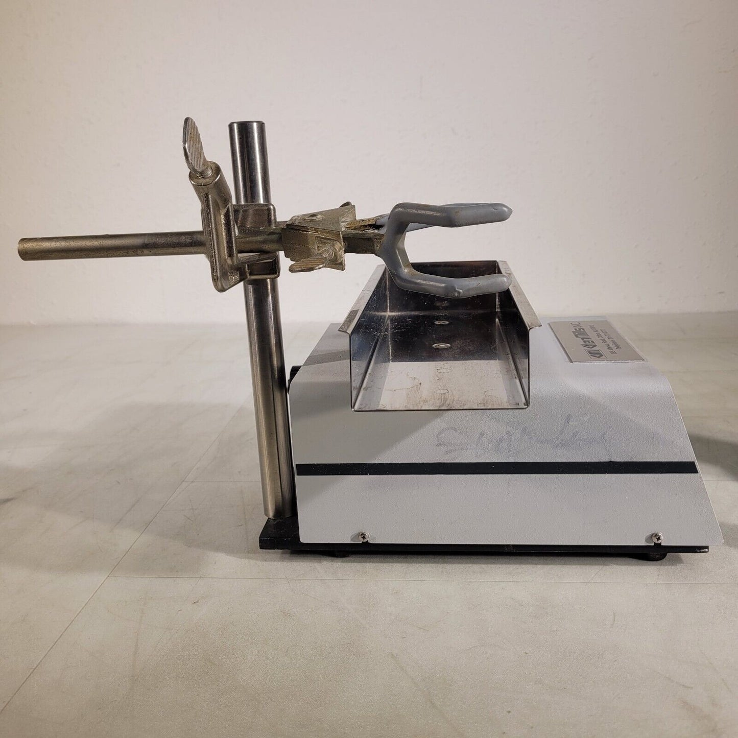 Retsch DR100 Lab Vibratory Feeder 15-40 70.937.006 Loader Allocation Device