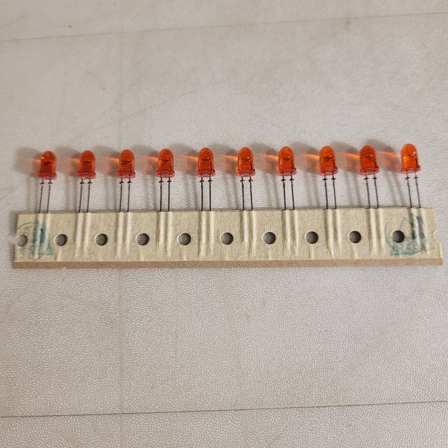 Broadcom HLMP-EJ36-R0PDD Orange LED Thru-Hole THT Lights *Price Per 10 LEDs*