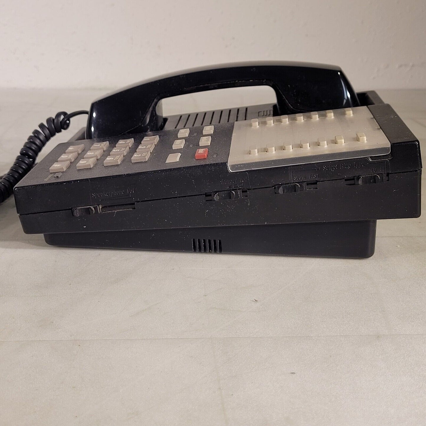 AT&T Lucent 8110 Desktop Phone 106745714 8110A01C-003