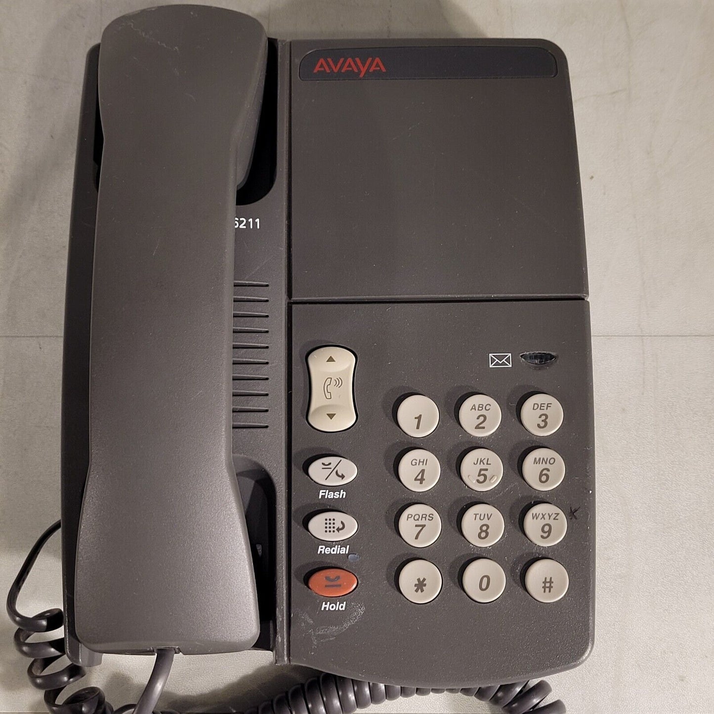 Avaya 6211 Desktop Phone Single Line Analog 6211A01B(90)-323