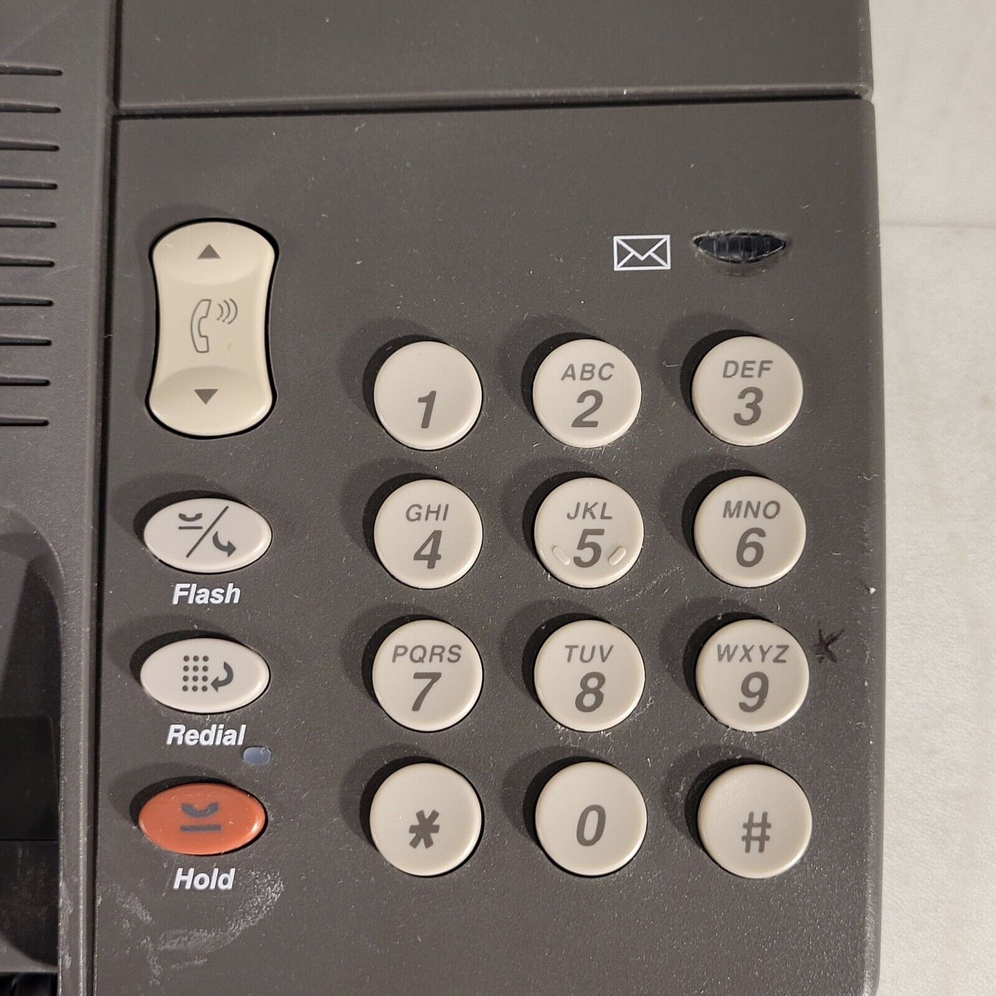 Avaya 6211 Desktop Phone Single Line Analog 6211A01B(90)-323