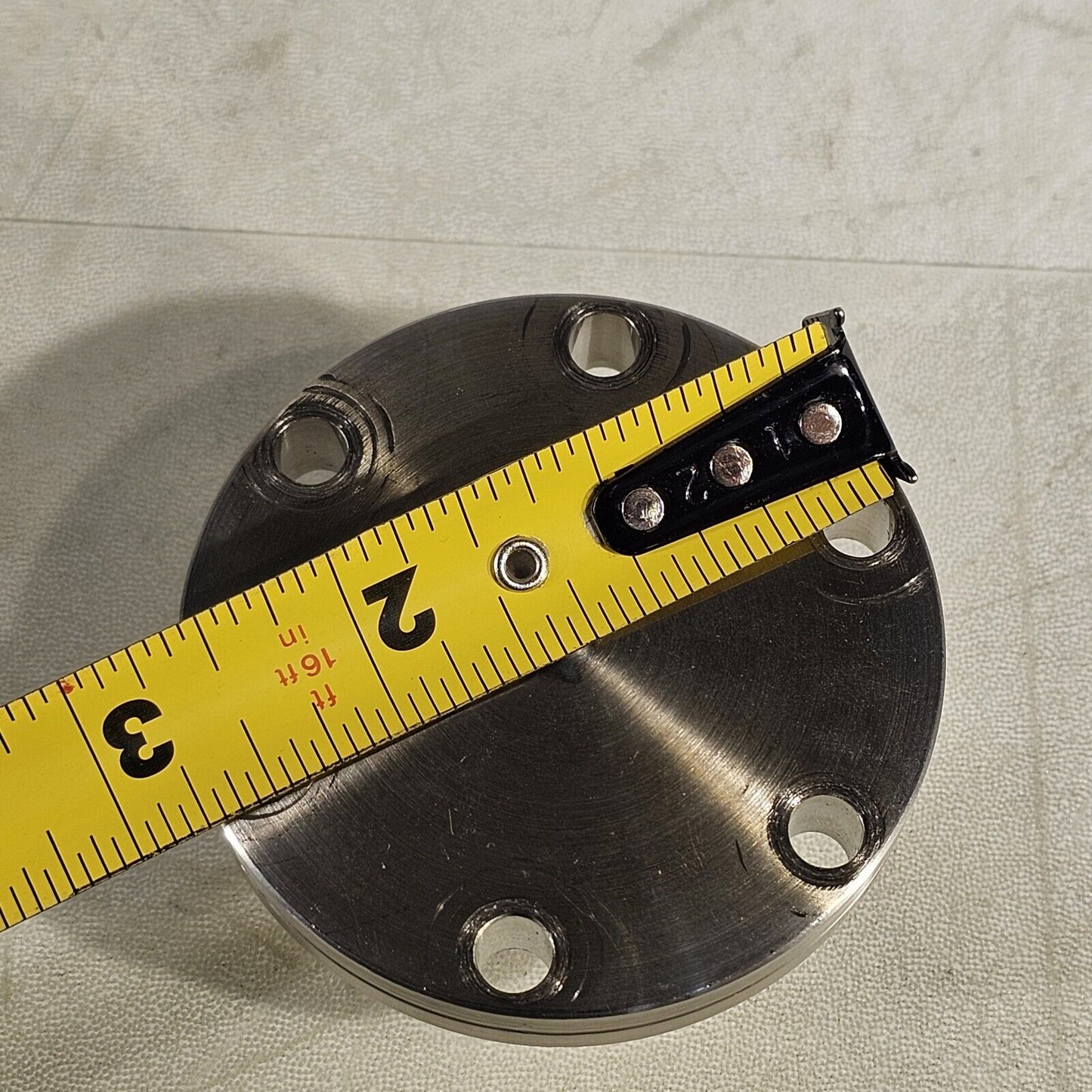 DN35CF 2.75" CF Conflat Gas Feedthrough 1/8" Swagelok Adapter On Vacuum Side