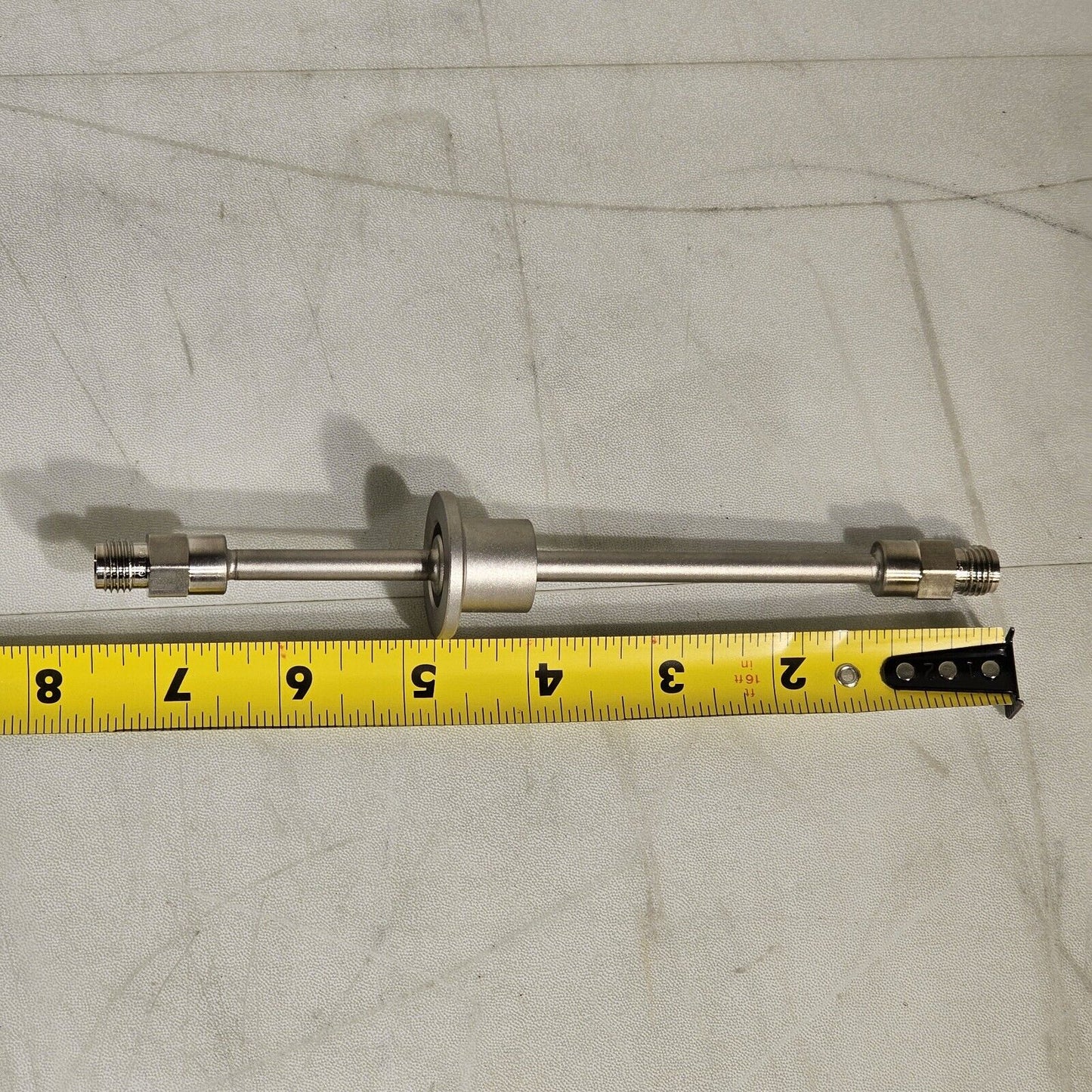 KF16 NW16 High Vacuum Gas Feedthrough Flange 1/4" Swagelok Tube QF16