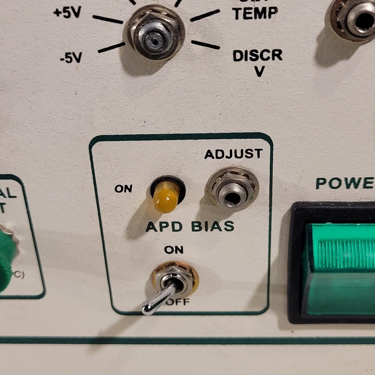 IBM Almaden Single Photon Detector- Missing 3 Knobs And 2 Switches Bent