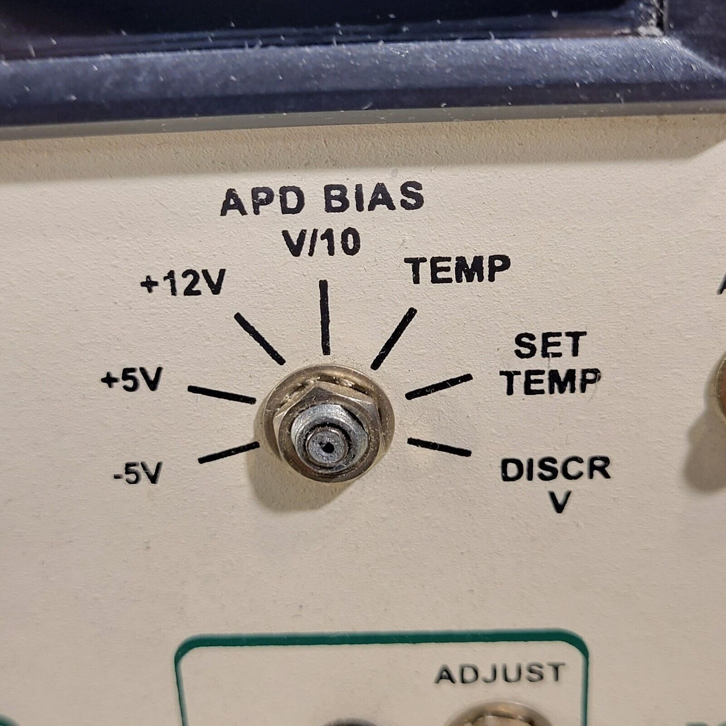 IBM Almaden Single Photon Detector- Missing 3 Knobs And 2 Switches Bent