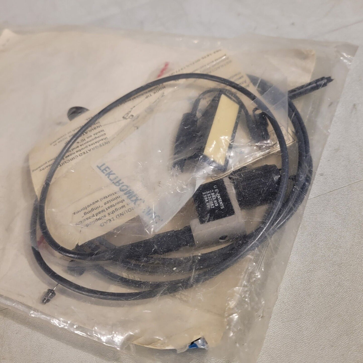 Tektronix P6063B Passive Probe 1X Or 10X 225MHz 15-24pF 6ft Length
