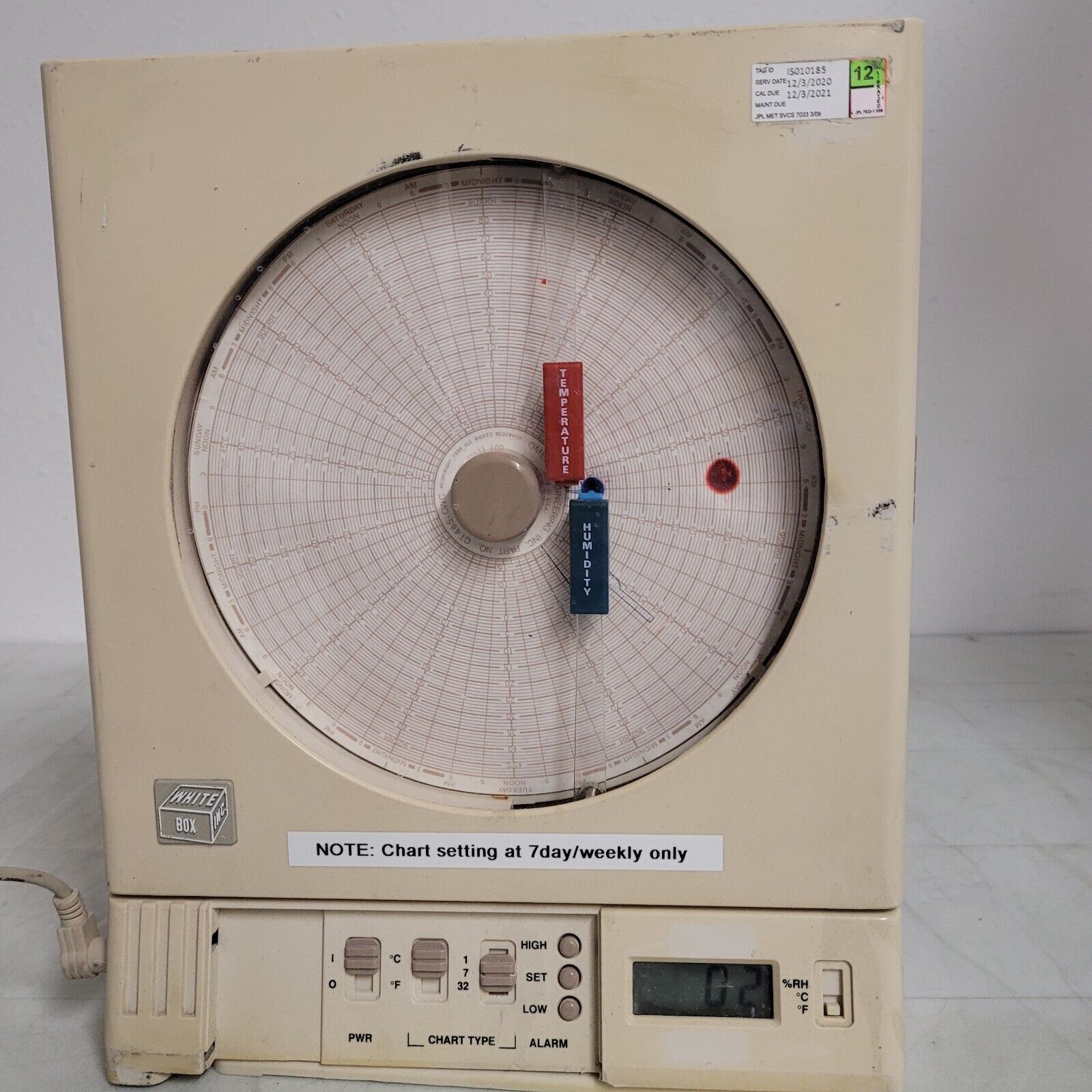 White Box Omega CT485AL Temperature And Humidity Chart Recorder Lab
