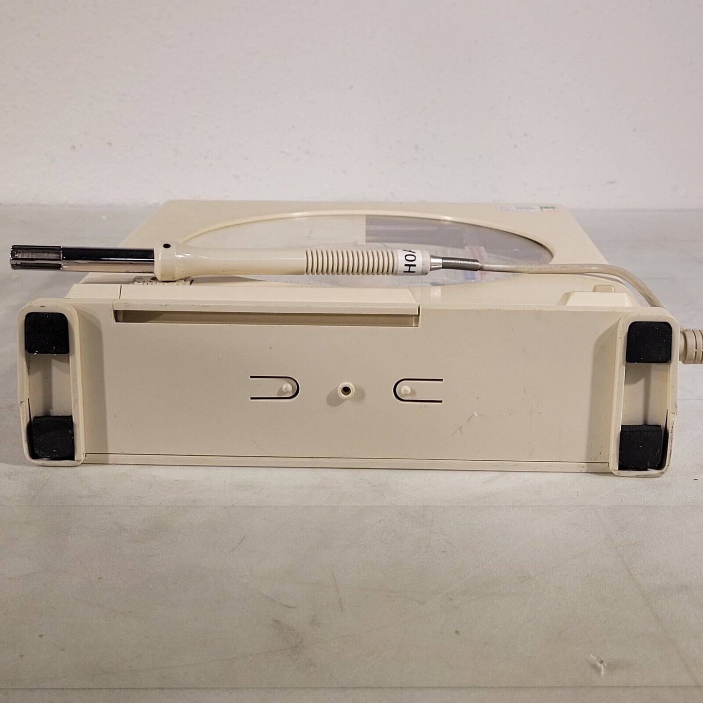 Omega CT485B Temperature Humidity Data Chart Recorder With Probe