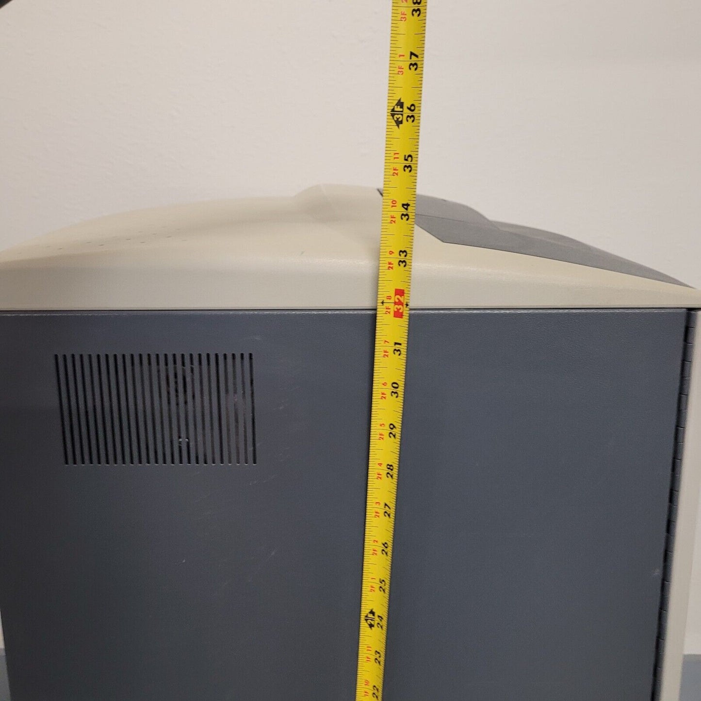 Fellowes 380C-2 Power Shred Strip Cross Cut Shredder 16-Sheet 38385