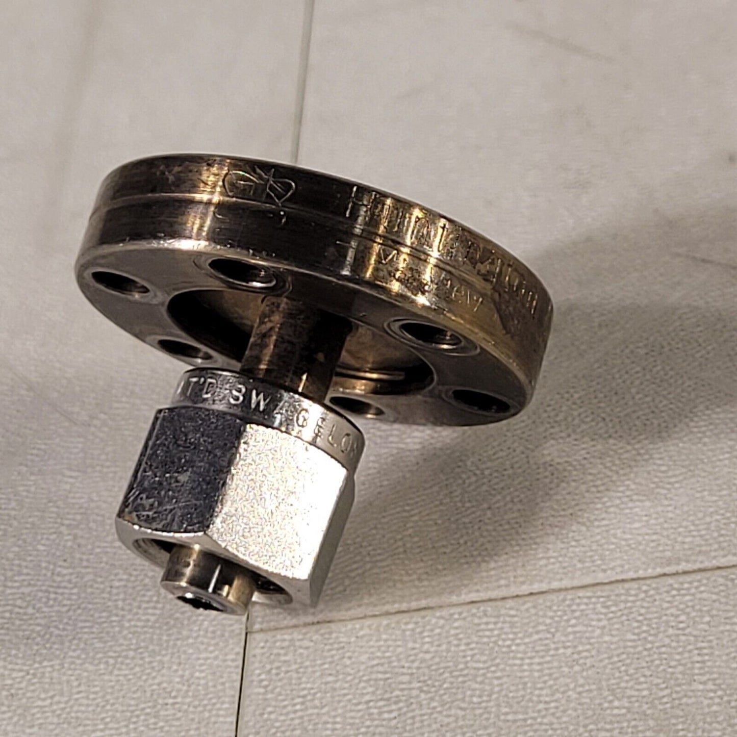 Huntington 1/4" Swagelok To 1.33 CF Rotatable Conflat DN16CF Adapter High Vacuum