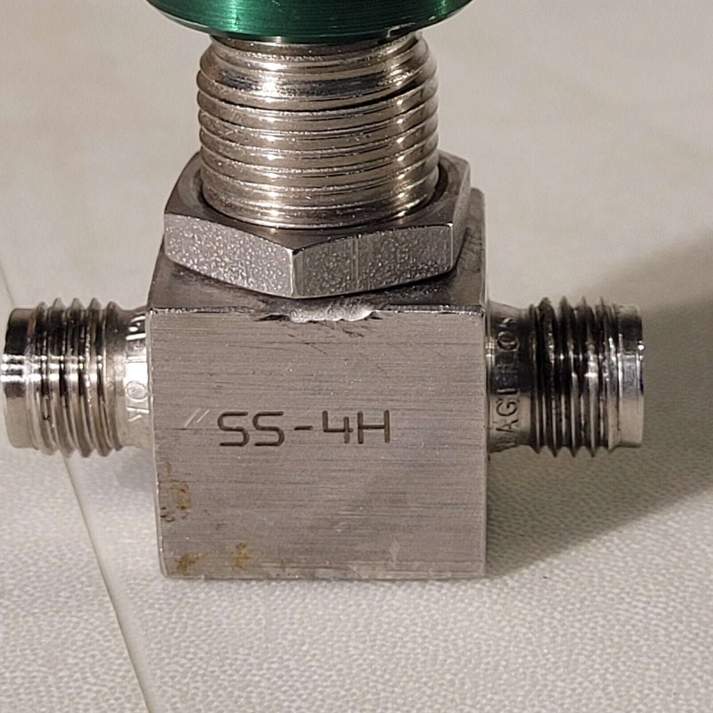 Nupro SS-4H Manual Needle Valve 1/4" Swagelok Connections Stainless Steel Female