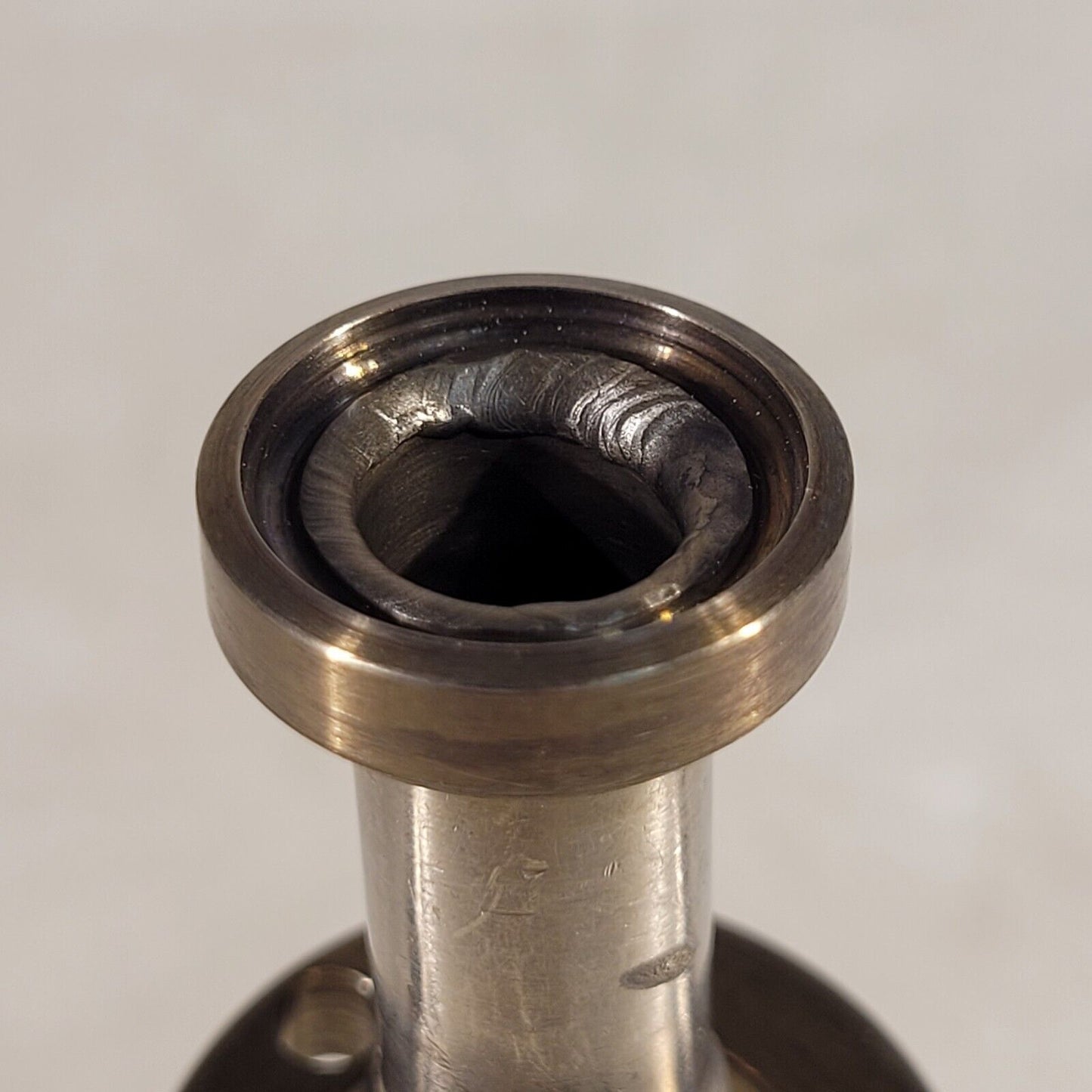 Huntington 1.33" Rotatable Conflat DN16CF To 1/2" Ultratorr U-Shaped Adapter Tee