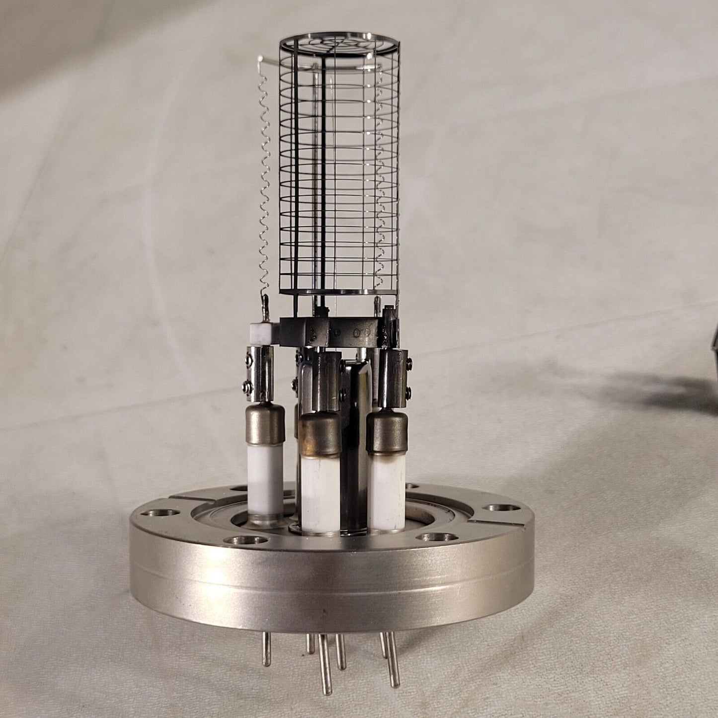 2.75" CF Conflat DN35CF High Vacuum Nude Ion Ionization Gauge Dual Tungsten Fil