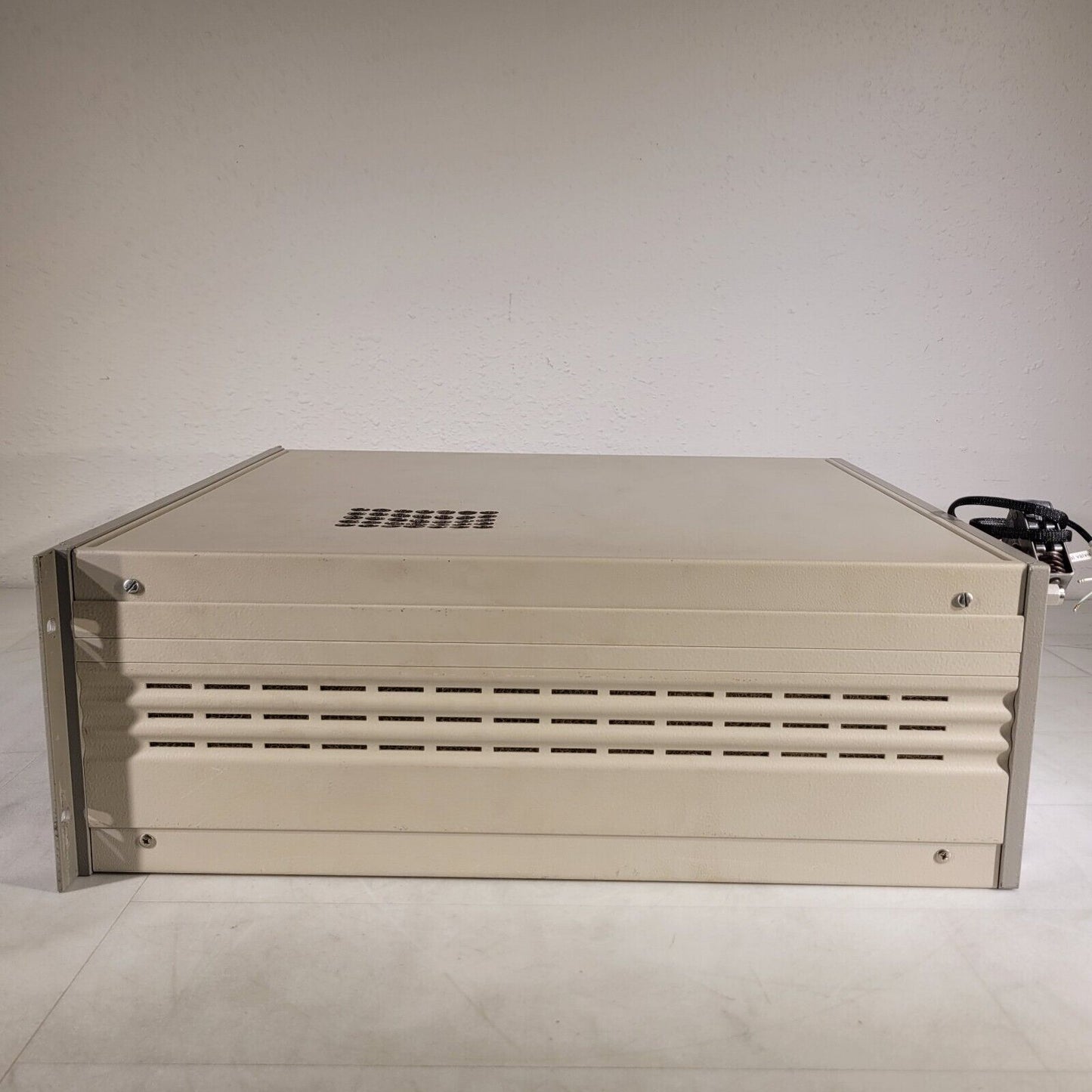 Aero-Laser AL 5002 Fast Co-Monitor 1ppb-100ppm Sensitivity VUV-fluorimetry