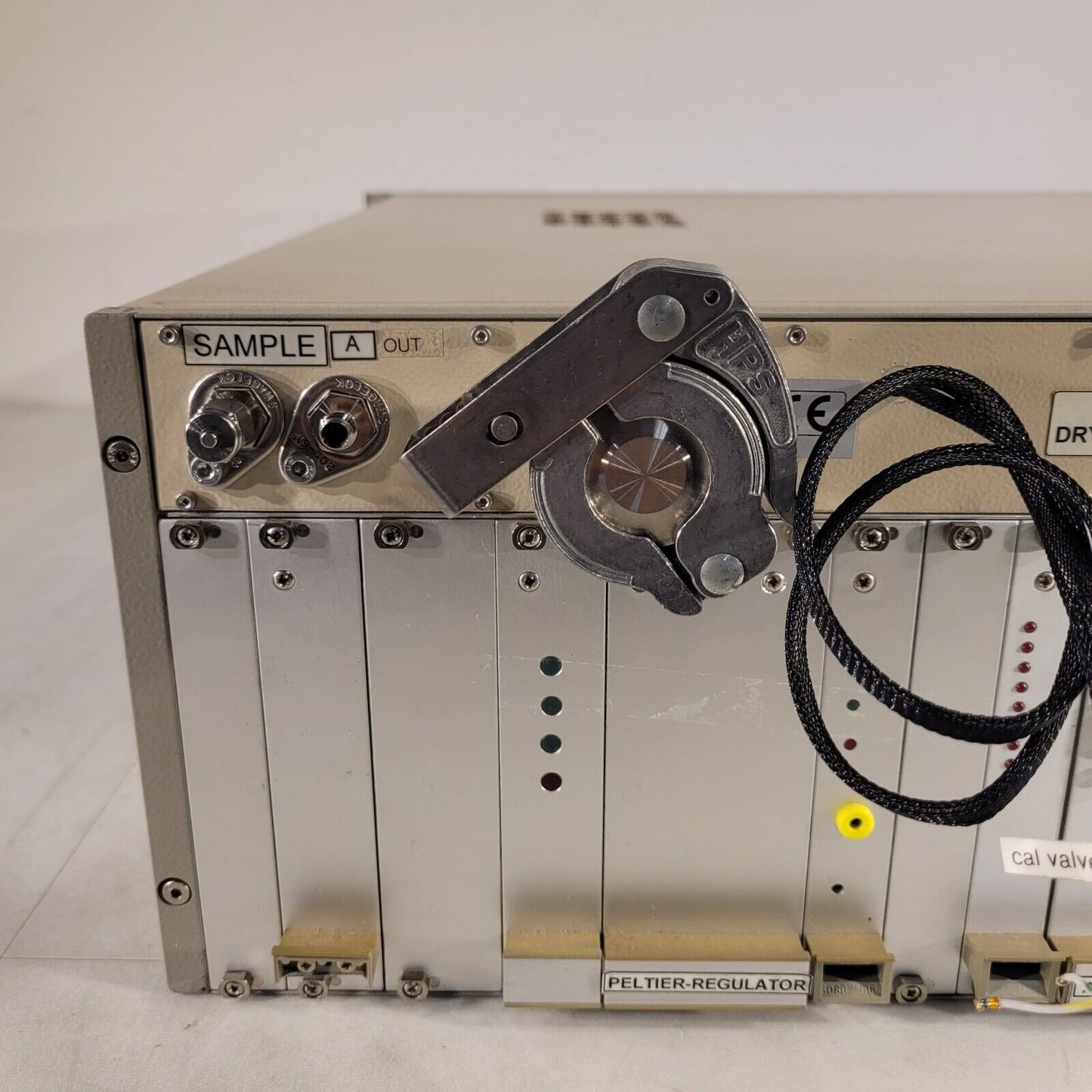 Aero-Laser AL 5002 Fast Co-Monitor 1ppb-100ppm Sensitivity VUV-fluorimetry