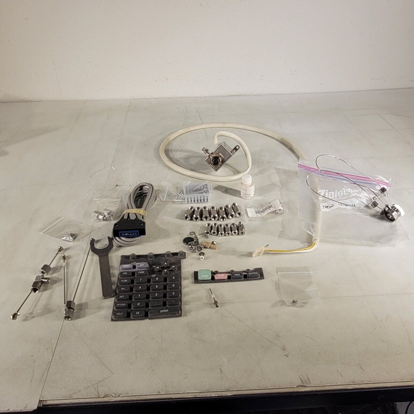 Lot Of Shimadzu GC HPLC Parts FID Control Pad 221-25539 228-48249-42 Injector