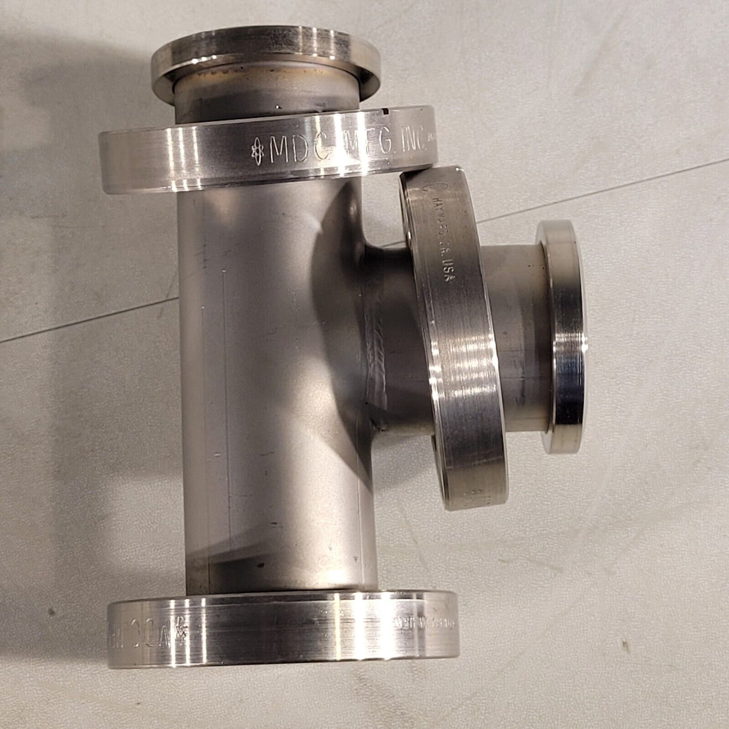 MDC 2.75" Conflat DN35CF Tee Fitting 2 Rotatable 1 Fixed Flange High Vacuum