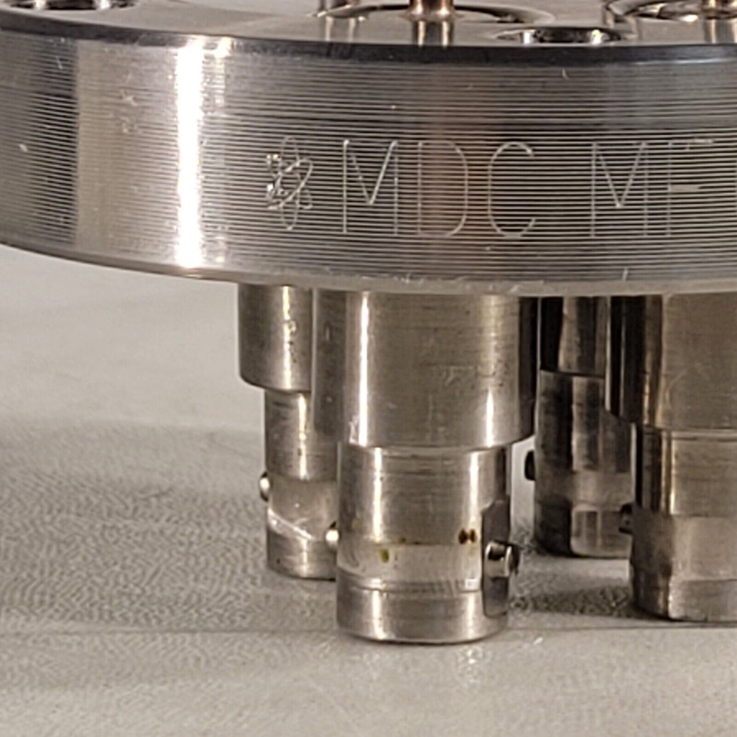 MDC 2.75" CF Conflat BNC Feedthrough Blank DN35CF High Vacuum 4x BNC Ports