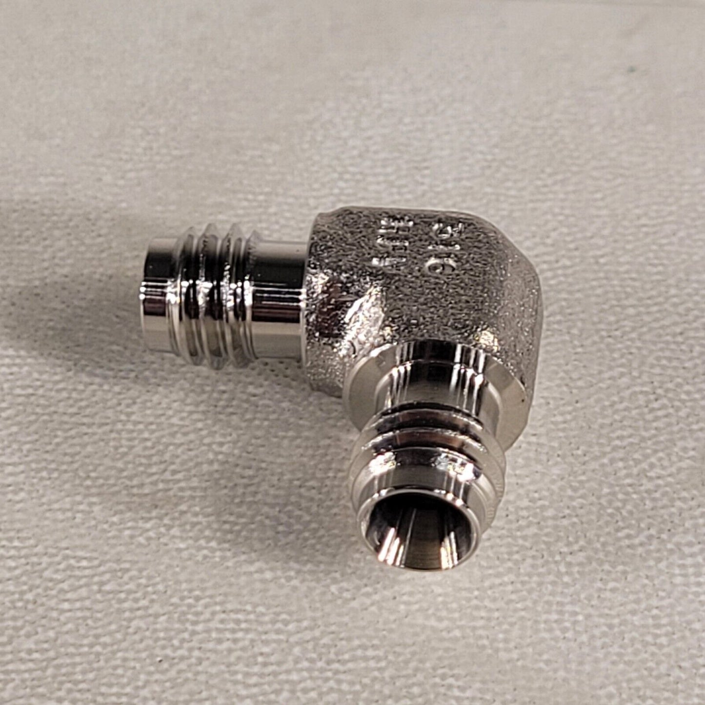 1/8" Swagelok Elbow 90 Degree Right Angle Male To Male Adapter