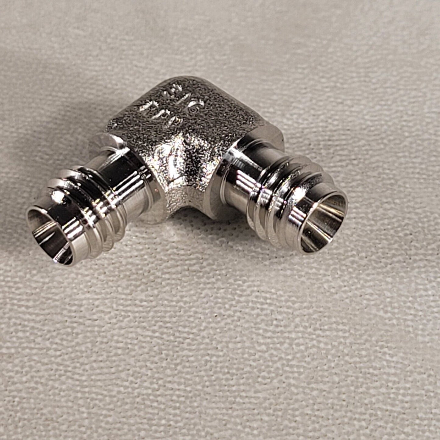 1/8" Swagelok Elbow 90 Degree Right Angle Male To Male Adapter