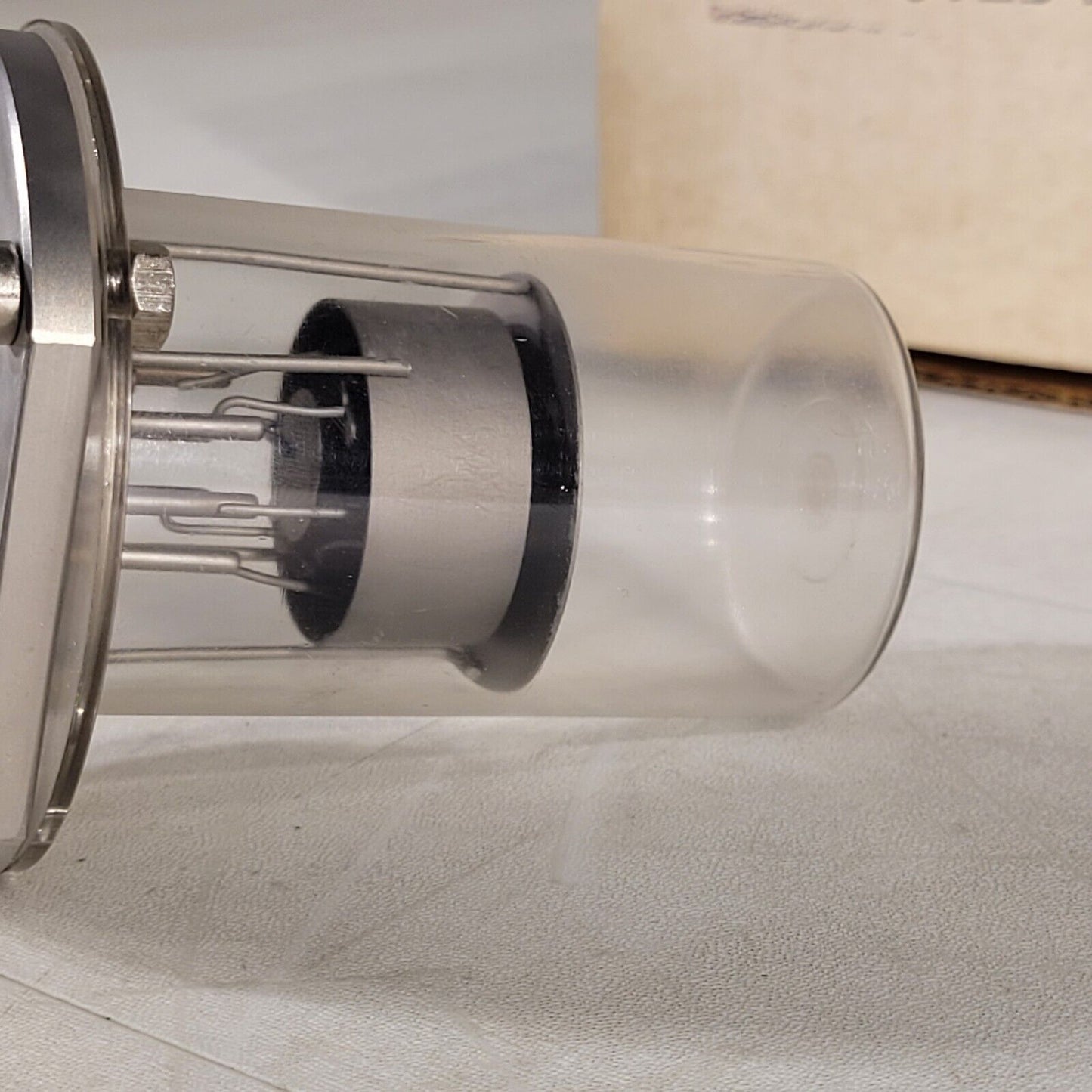 Ultra High Vacuum Ionization Micro Ion Gauge Tube 5240488 649277