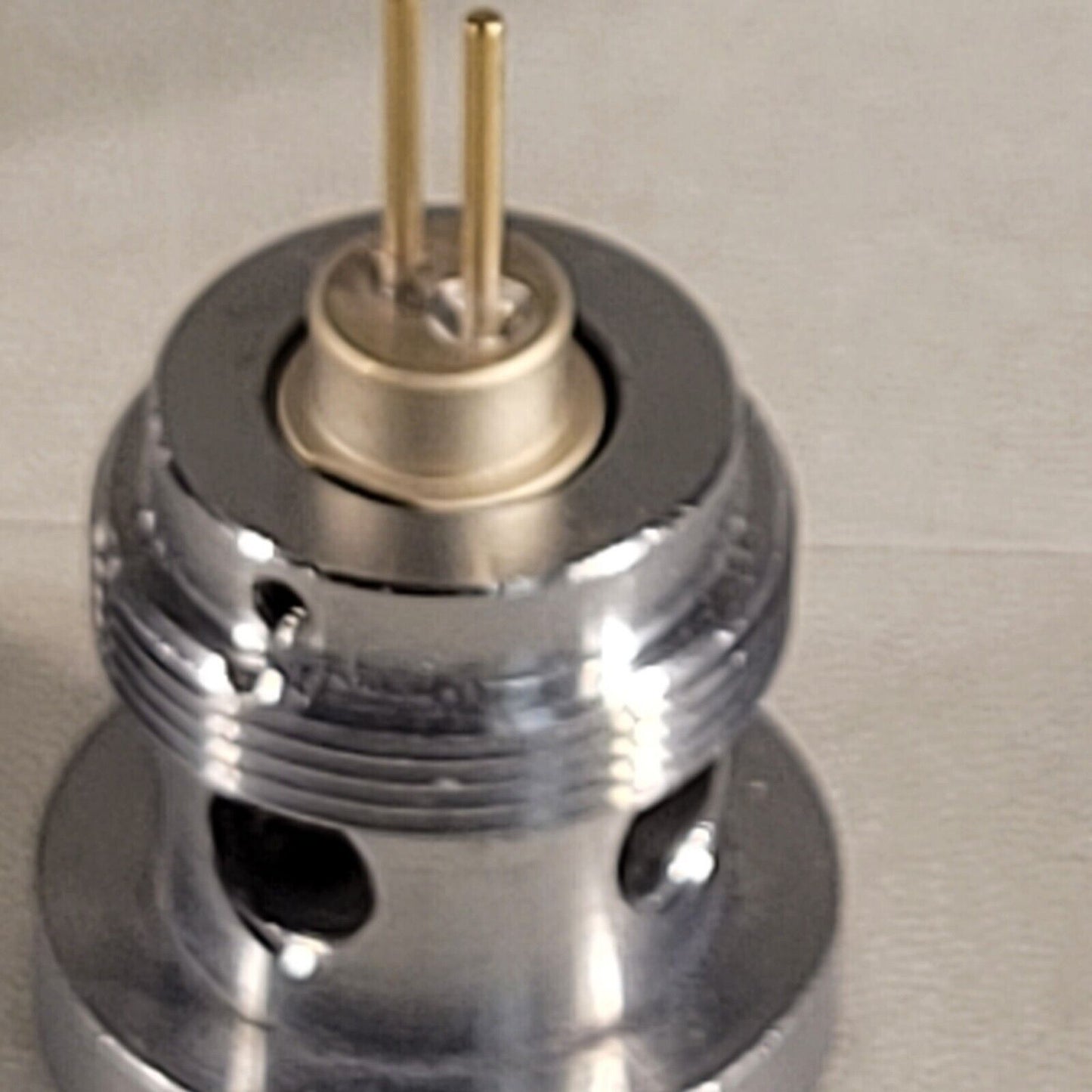FE-SEM H14.7.12 Scanning Electron Microscope H- Series Tungsten Source Filament