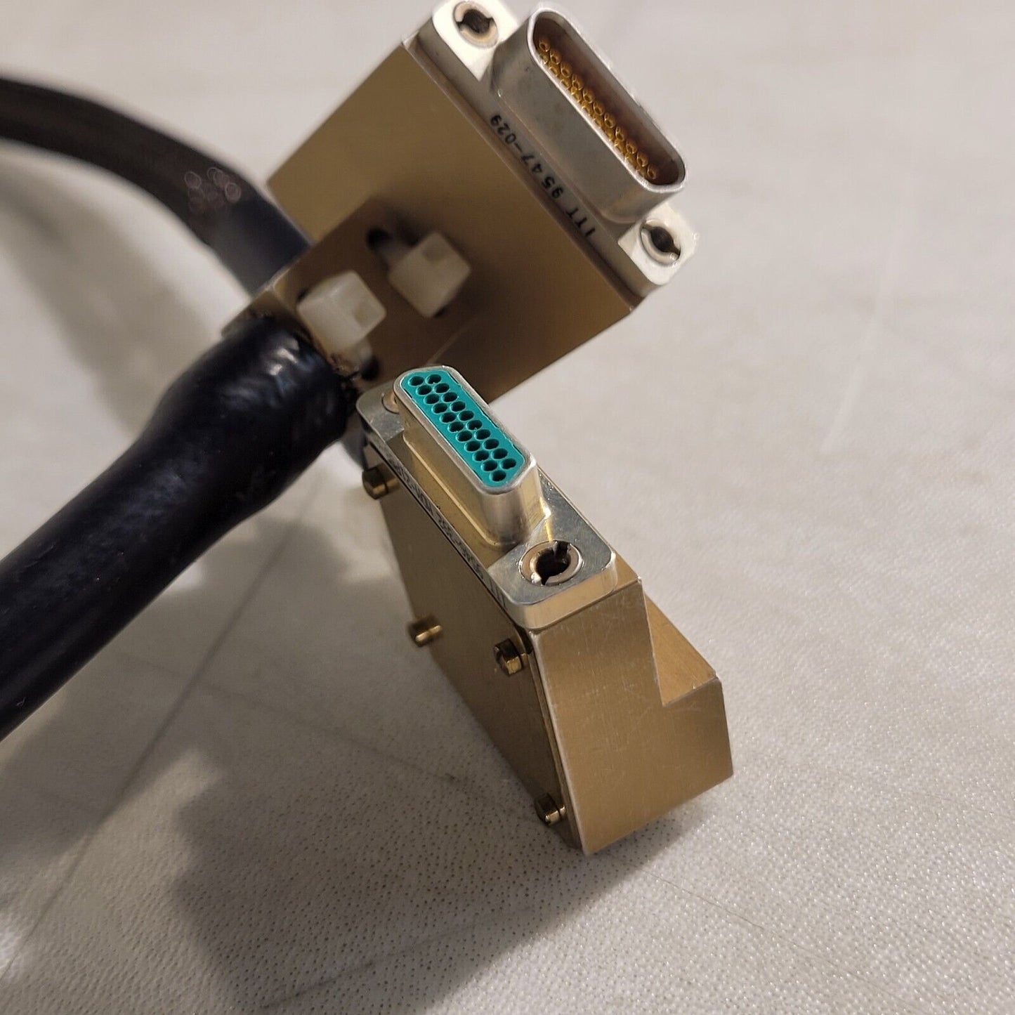 Cannon ITT MDM-21PSB-A142 D-Sub Micro 21-Pin Adapter Male To Female Cable 2ft