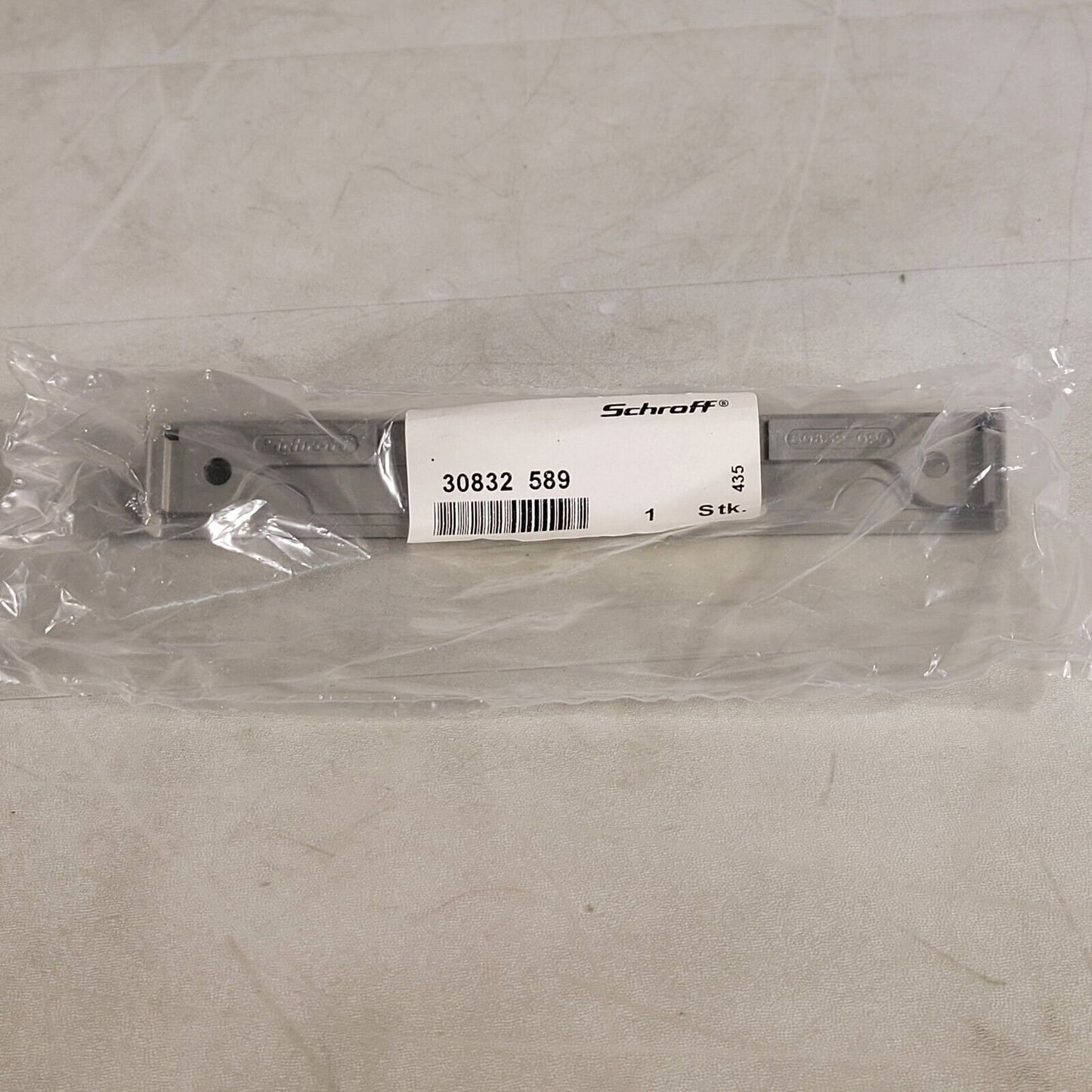 Schroff 39832-589 PMC Magazine Panel 60832-020 Rack Mount