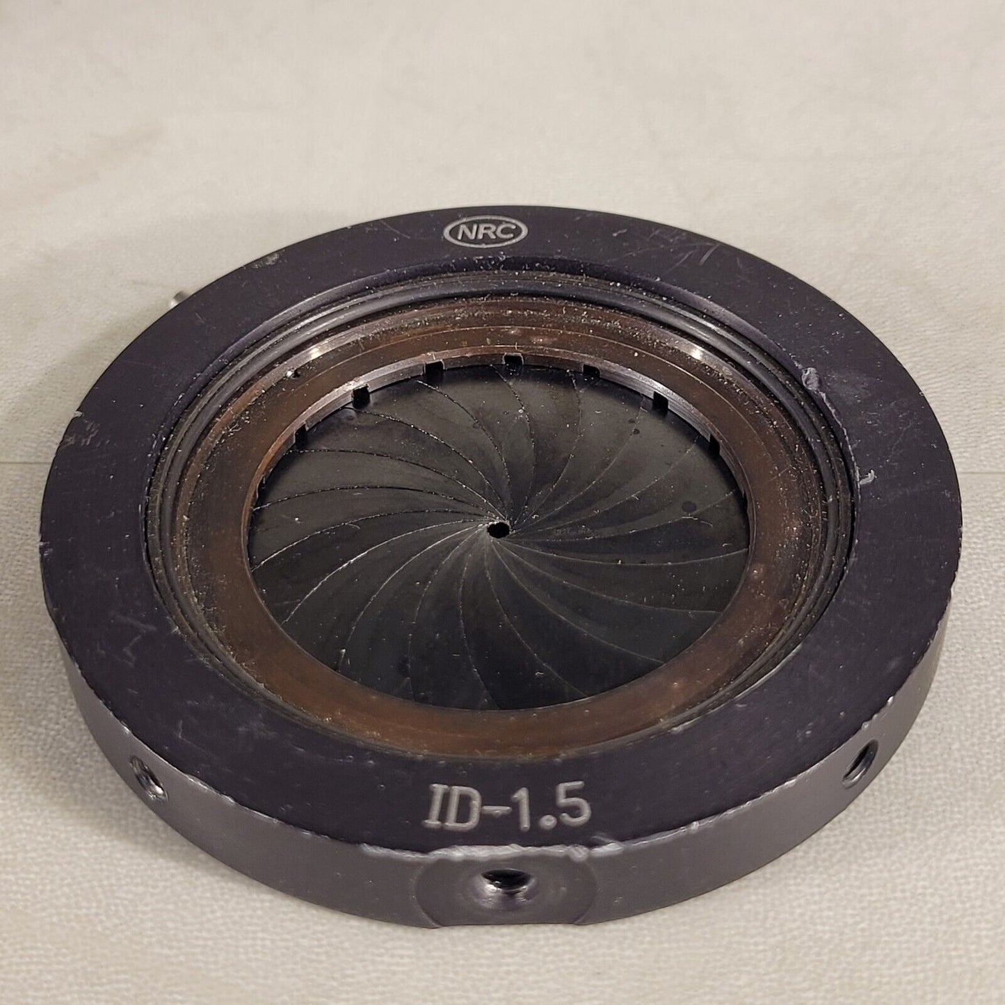 NRC Newport MKS ID-1.5 Iris Aperture Diaphragm Optical Apature
