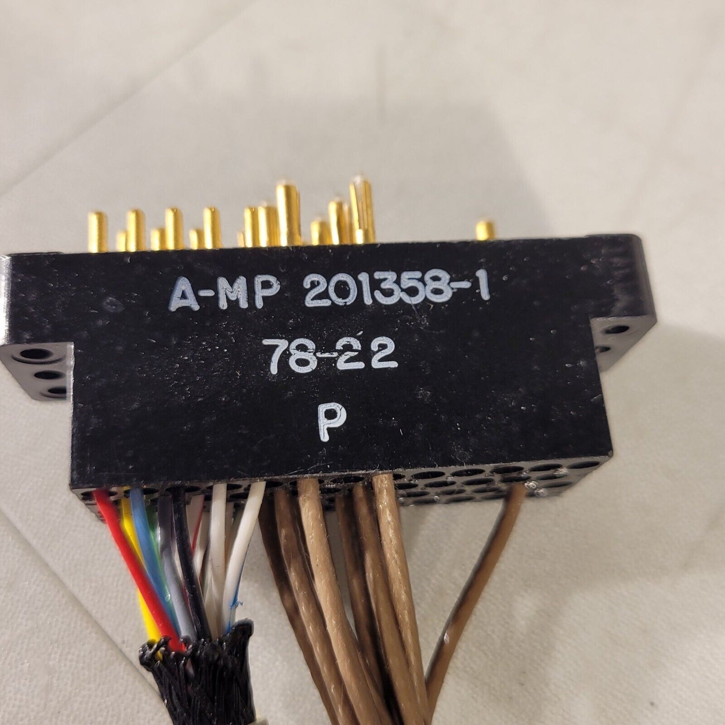 A-MP 201358-1 78-22 P Cable 1.5ft Length 29-Pin Gold Coated Connectors