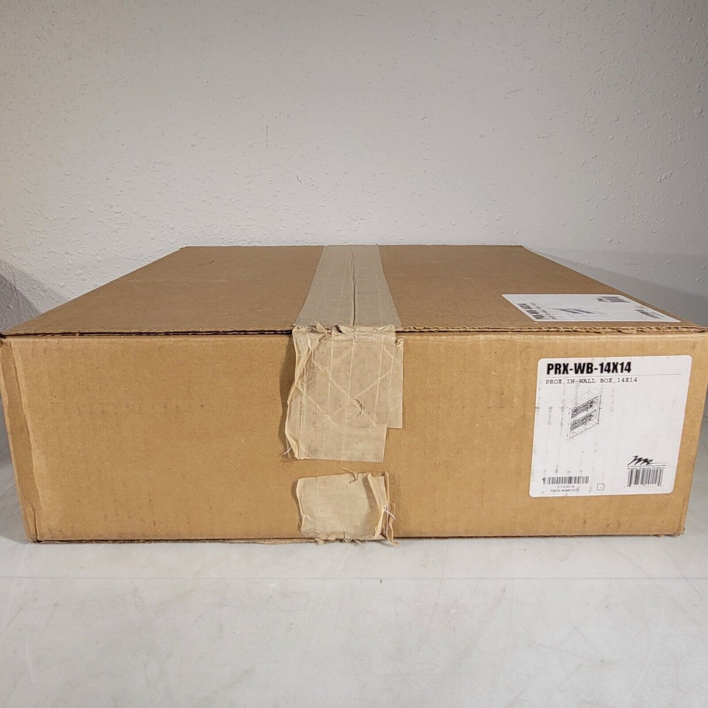 Middle Atlantic 14 x 14" Series In-Wall Box with Two Lever Lock PRX-WB-14X14