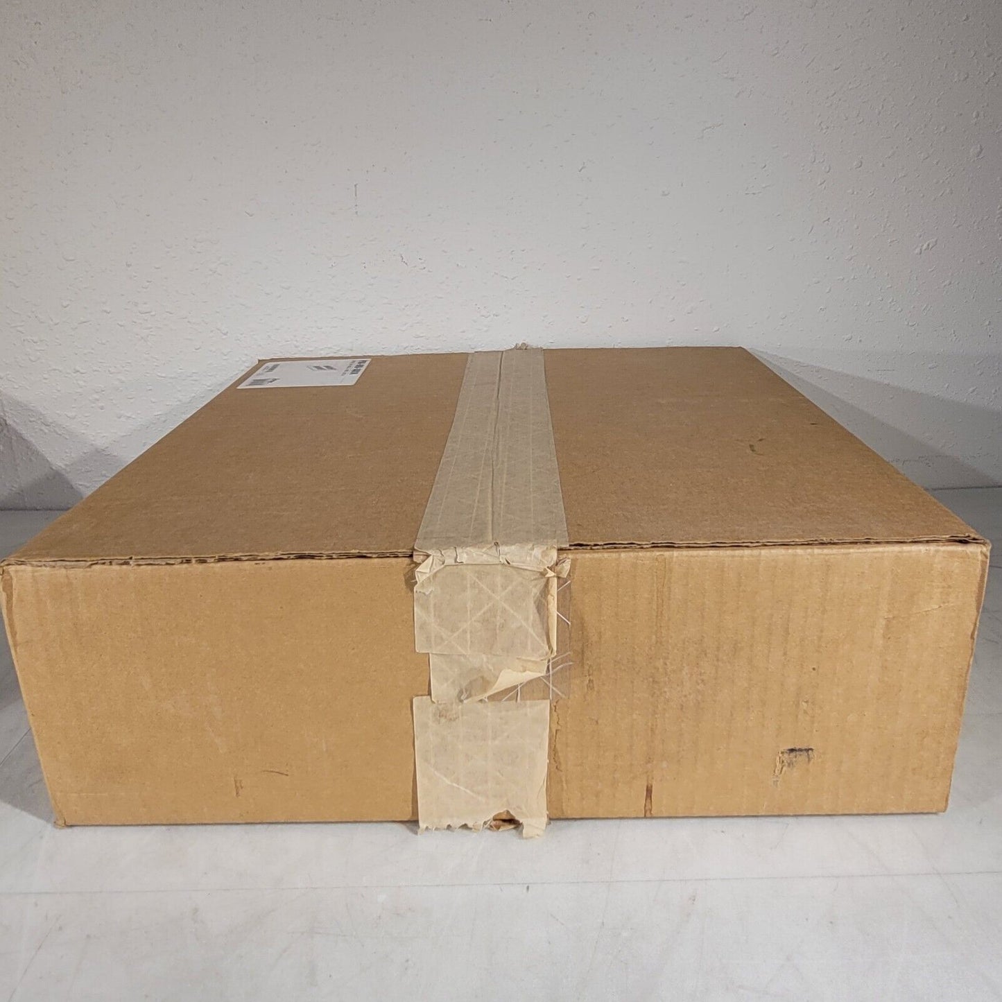 Middle Atlantic 14 x 14" Series In-Wall Box with Two Lever Lock PRX-WB-14X14