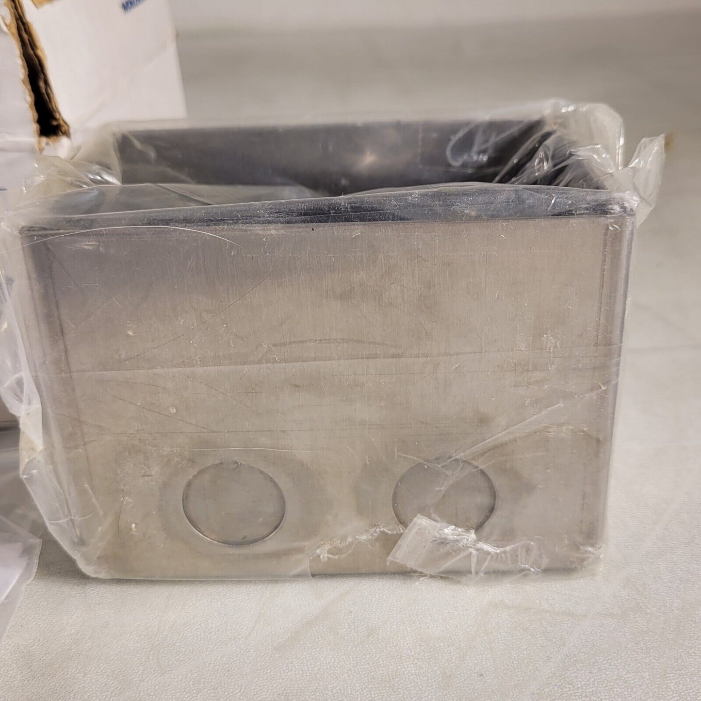Creston TSW-550-BBI Wall Mount Back Box 4x3×3" For Class 2 Wiring