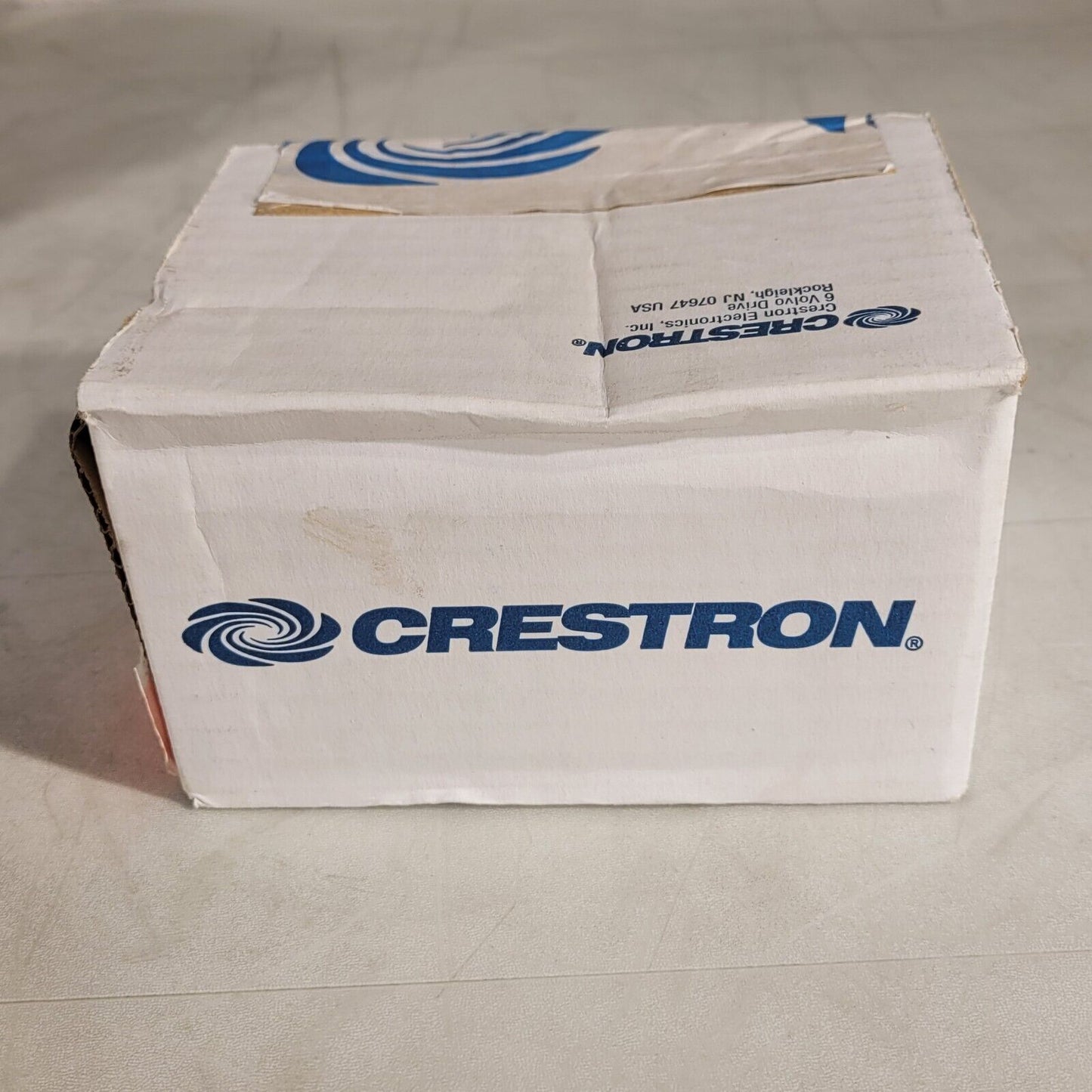 Crestron C2N-DB8B Decorator Keypad, 8-Buttons, Black Smooth