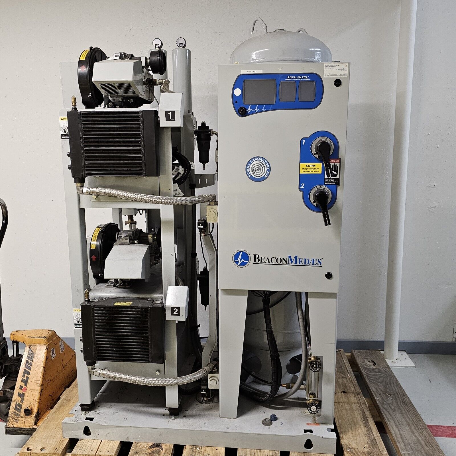 BeaconMedaes Duplex 3HP OilLess Scroll Laboratory Air Compressor Syst