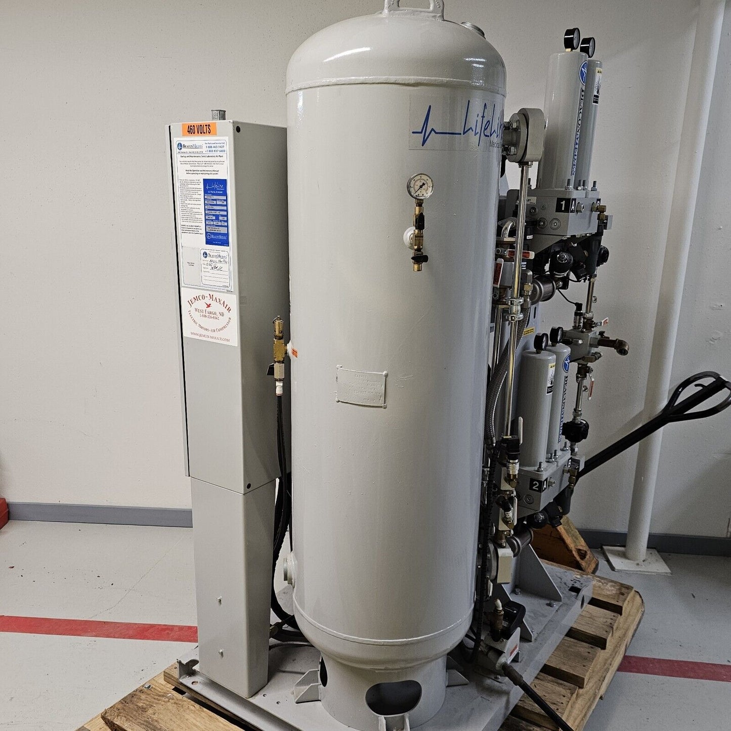 BeaconMedaes Duplex 3HP Oil-Less Scroll Laboratory Air Compressor System 460V