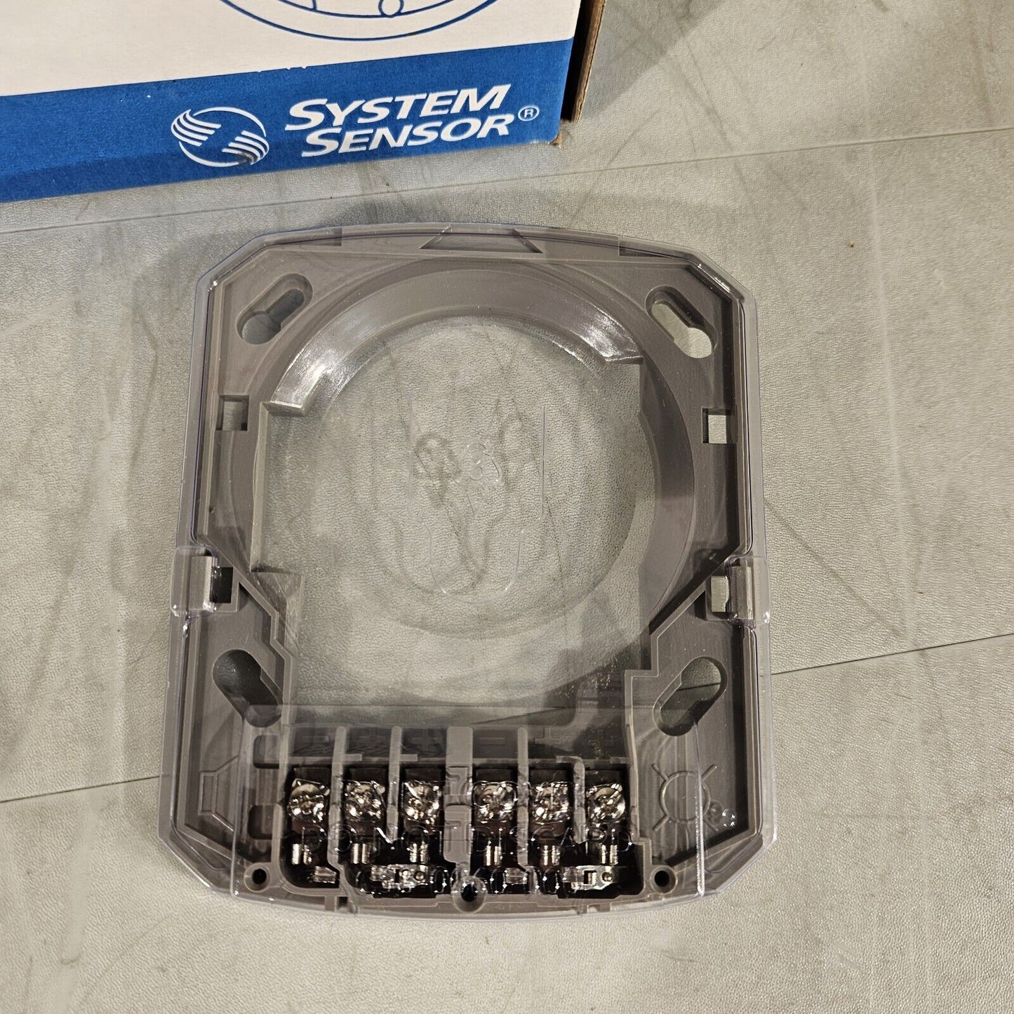 System Sensor SpectrAlert SPSCW Ceiling Speaker Strobe Wh Fire Alarm Honeywell