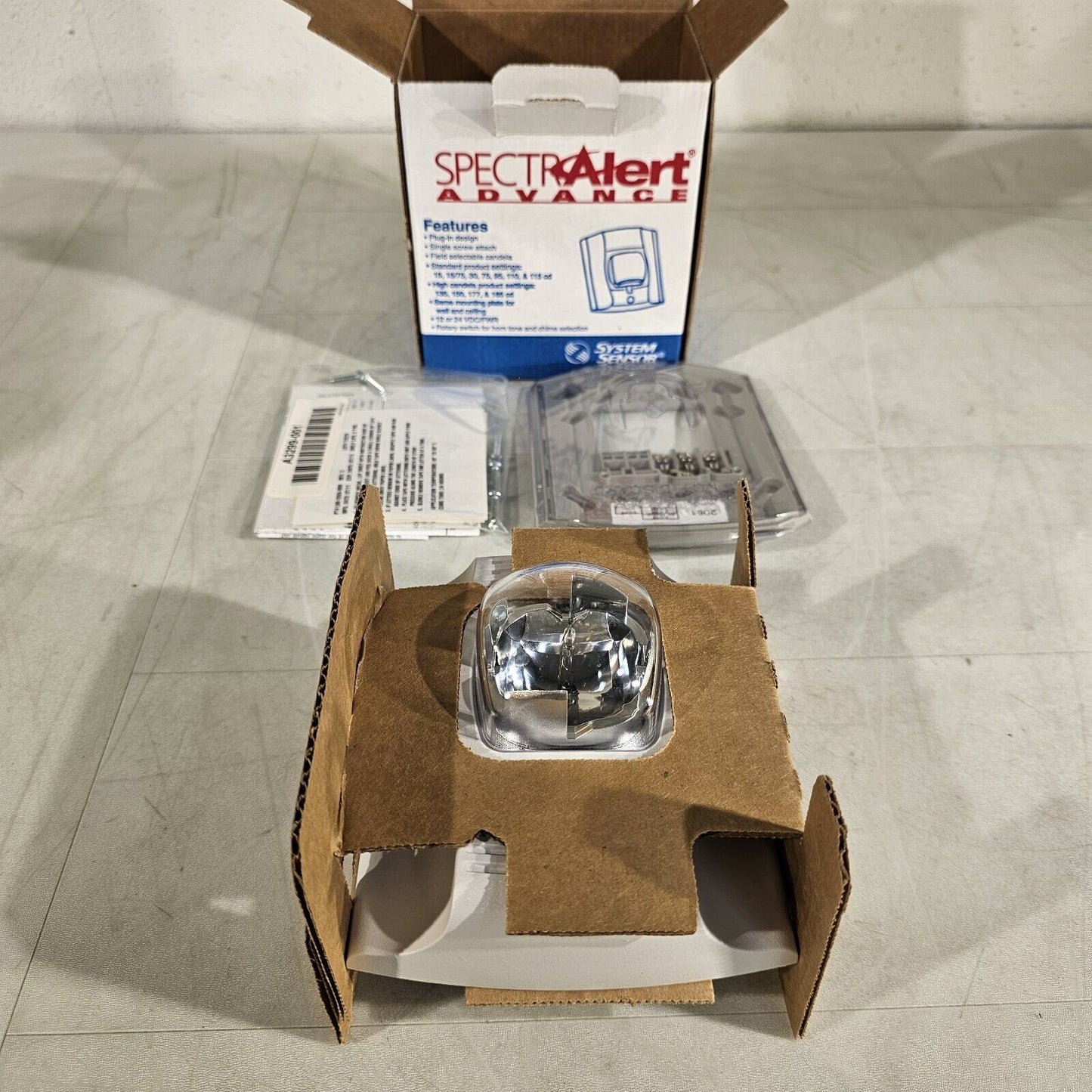 System Sensor SpectrAlert CHSW Chime/Strobe STD CD White Fire Alarm Honeywell