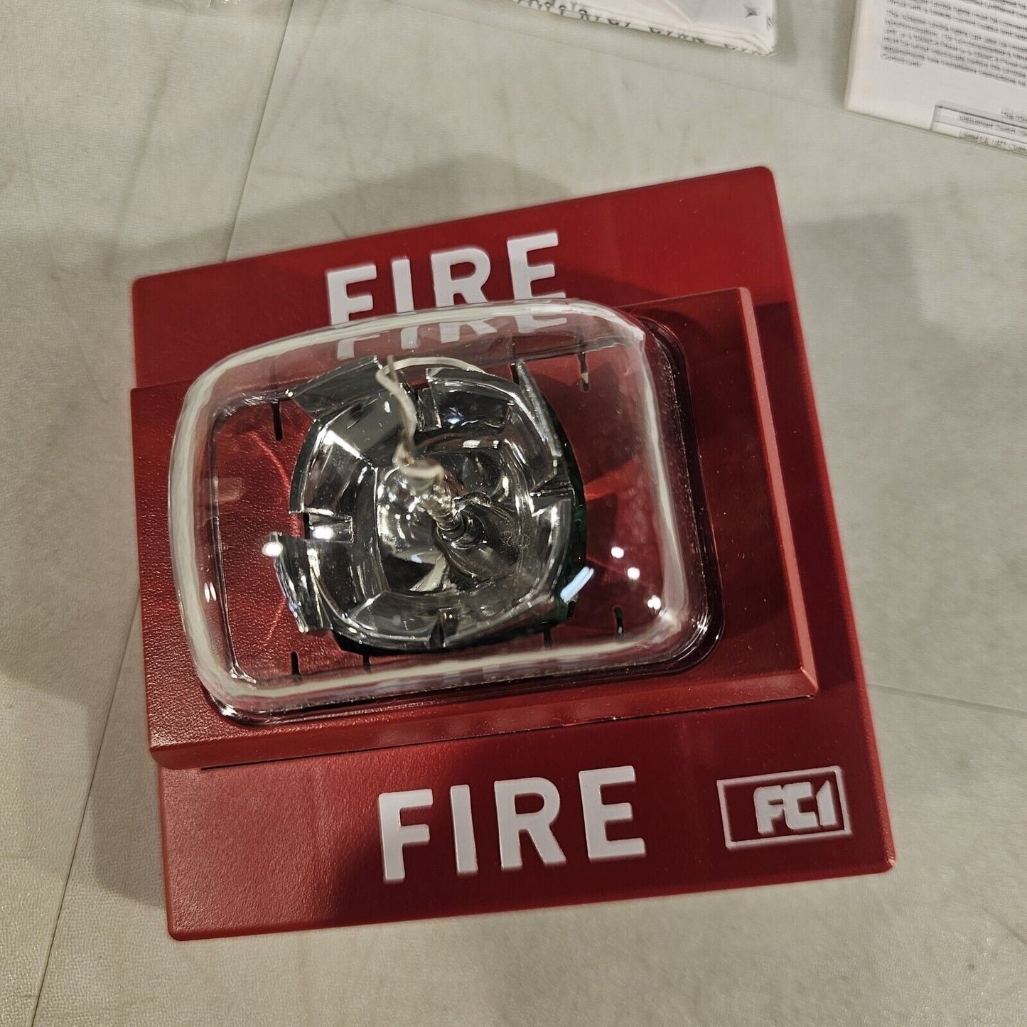 FCI Gamewell ST-R 135-90090 Stand Alone Strobe Fire Alarm Siemens Faraday FOS