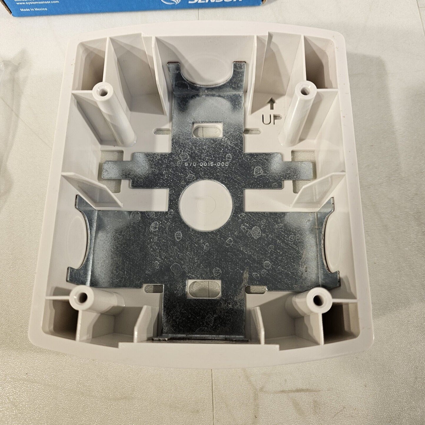System Sensor SpectrAlert Advance SBBW White Wall Mount Surface Mount Back Box