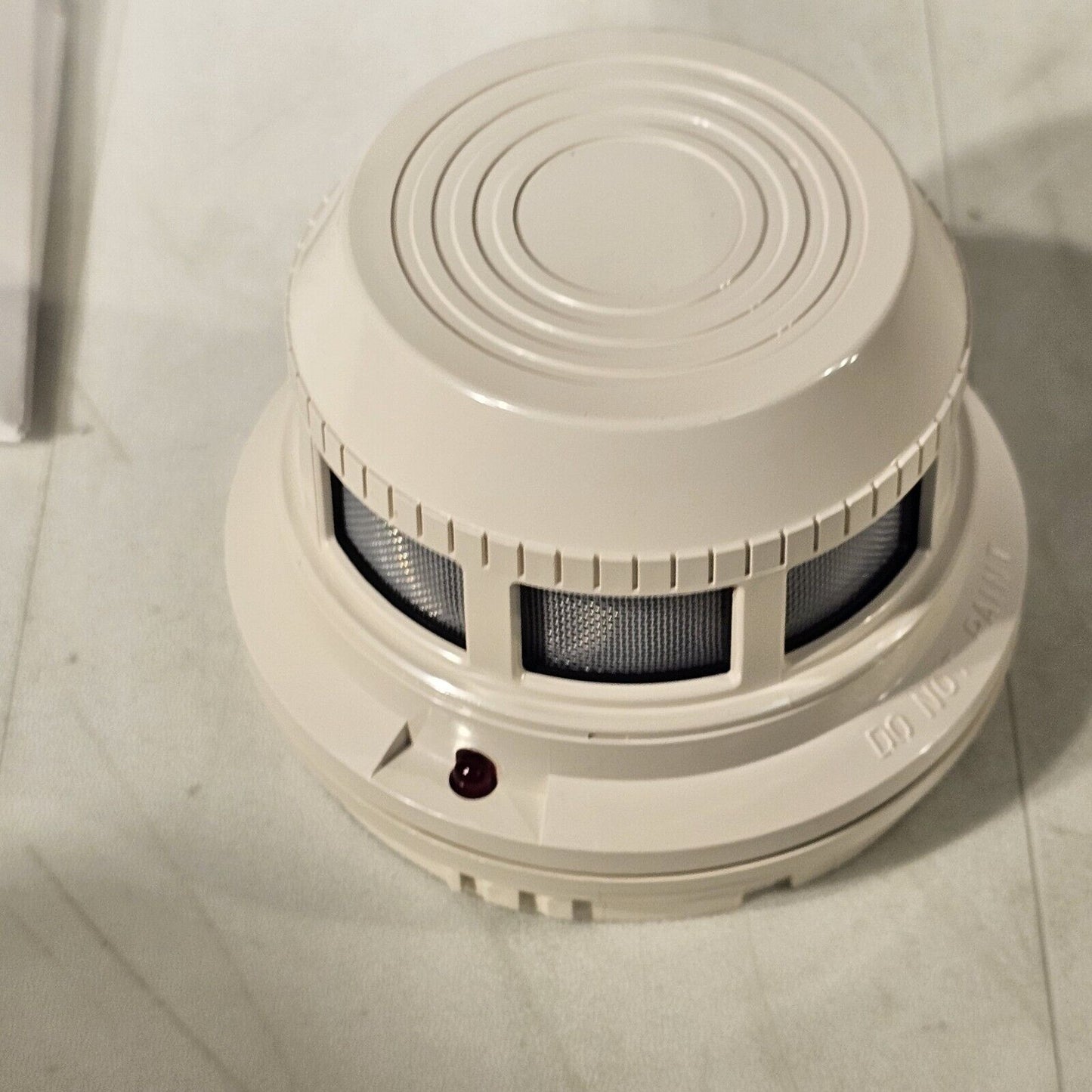 System Sensor 2451 Plug In Photoelectric 400-Series Smoke Detector Head