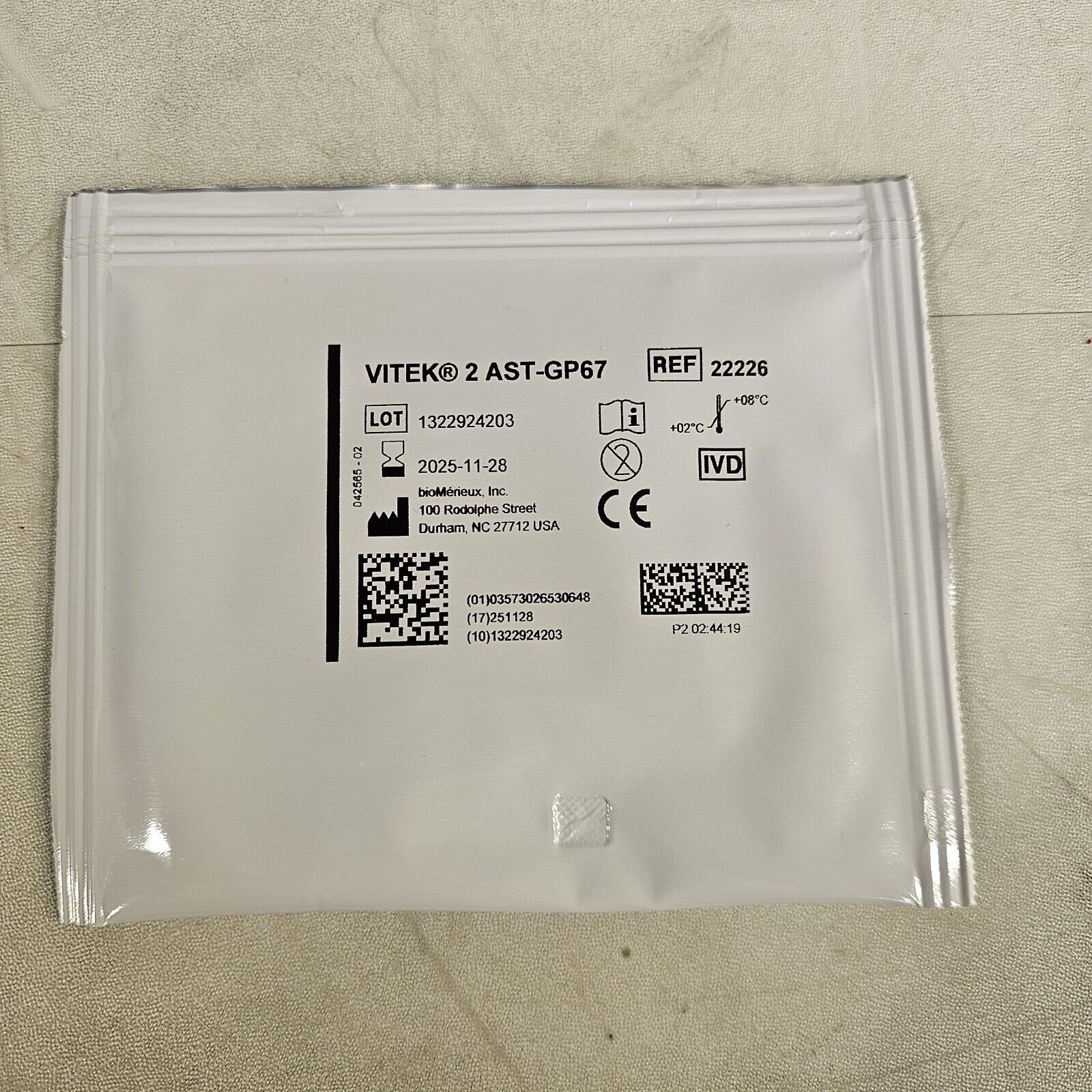 BioMerieux Vitek 2 ASTGP67 Test Kit Reagent Card 22226 1 Card Lab