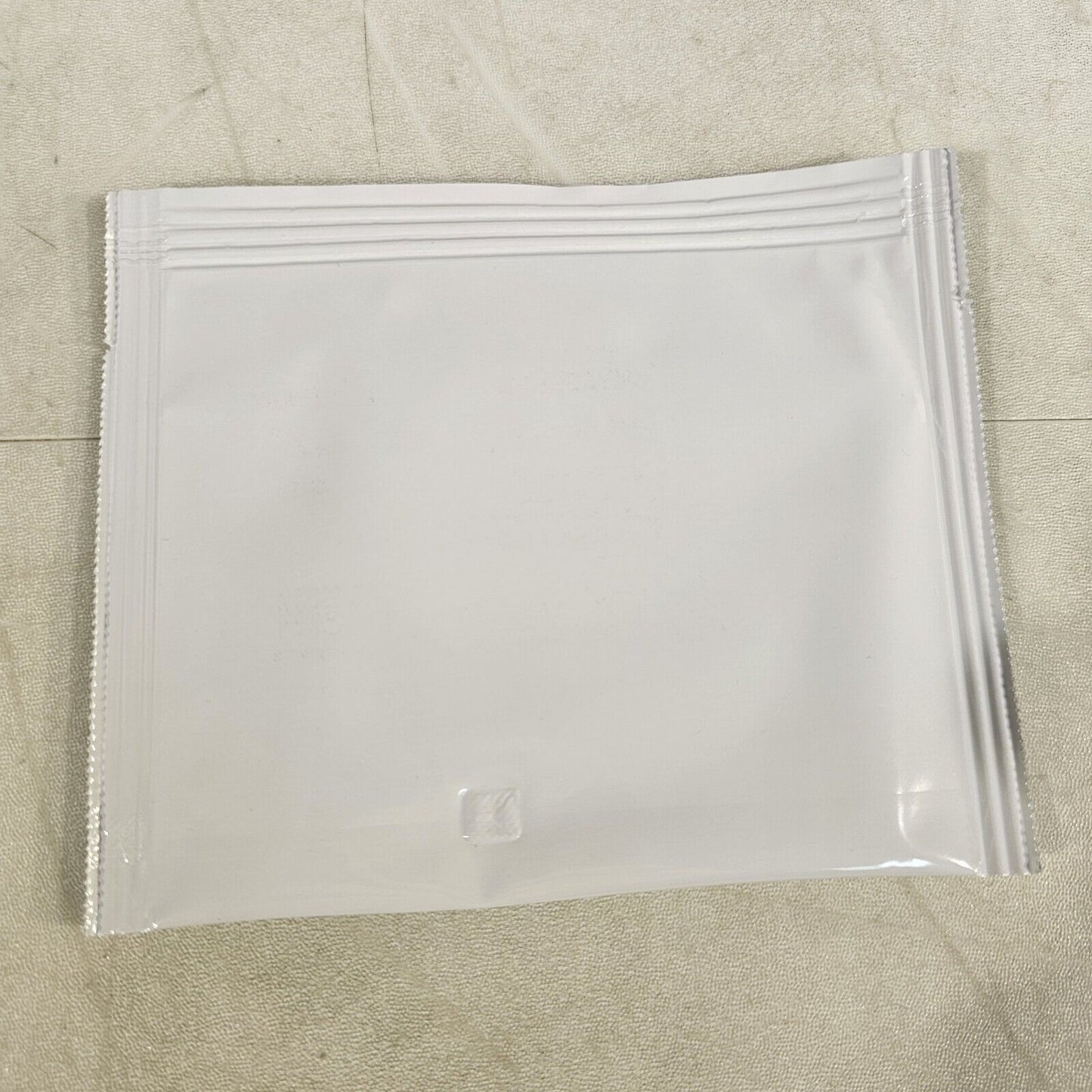 BioMerieux Vitek 2 GN Test Kit Reagent Card 21341 - 1 Card
